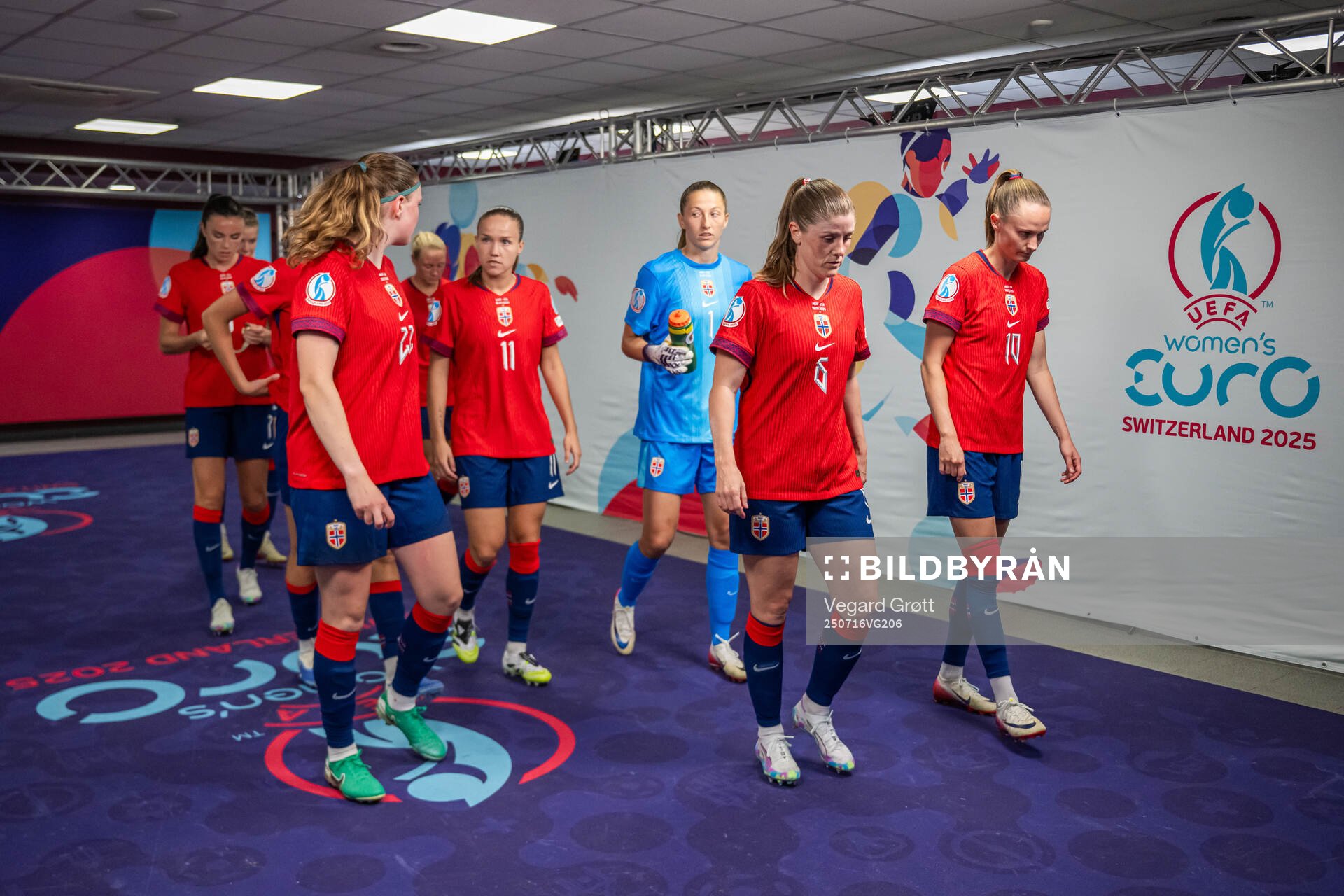 Guro Reiten, goalkeeper Cecilie Fiskerstrand, Maren Mjelde,