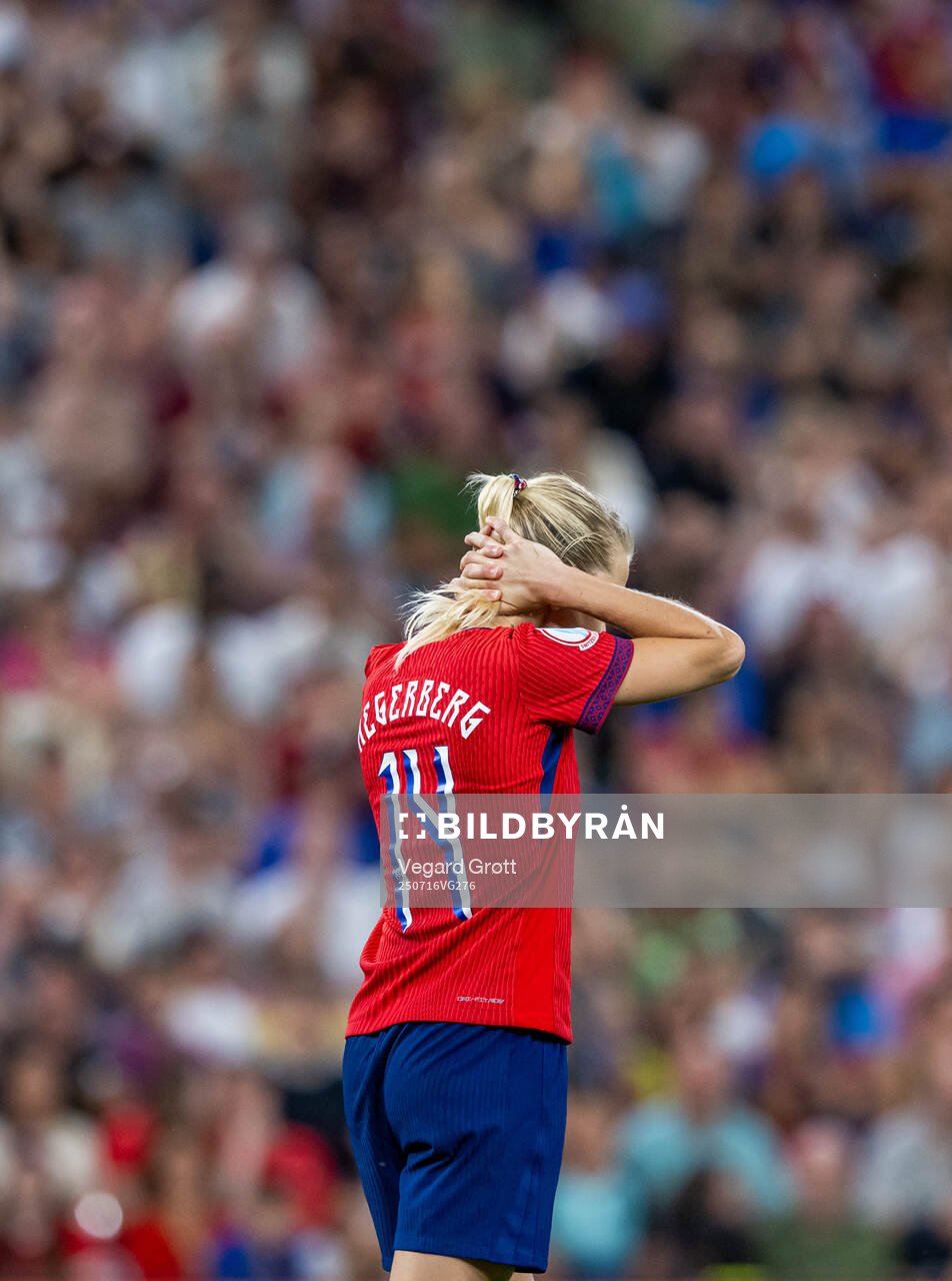 Ada Hegerberg of Norway looks dejected