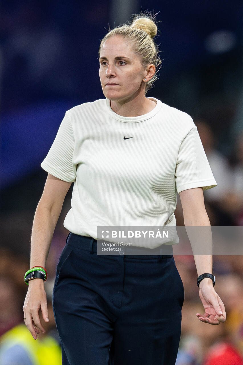 Head coach Gemma Grainger of Norway