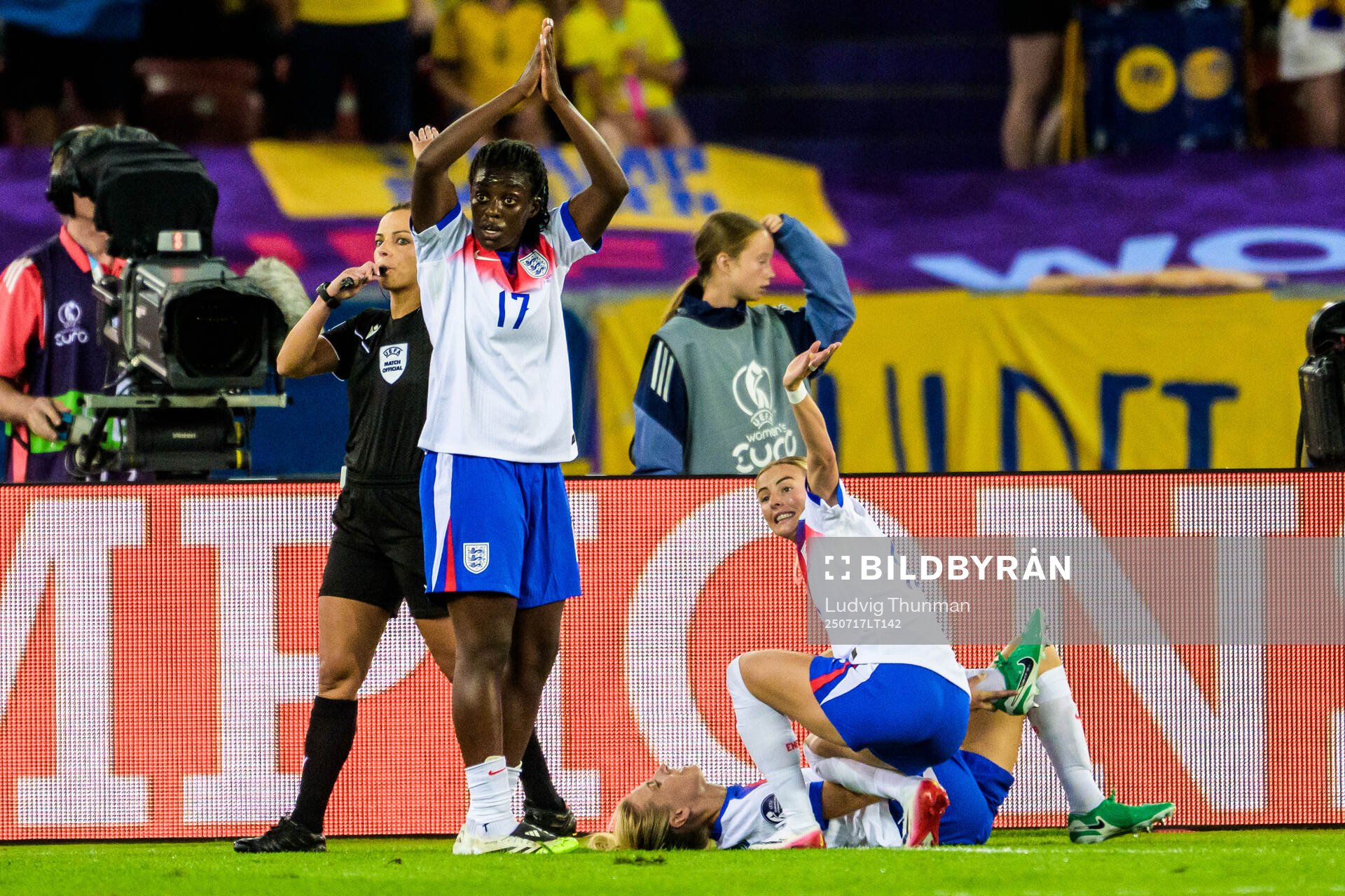 Chloe Kelly of England in pain