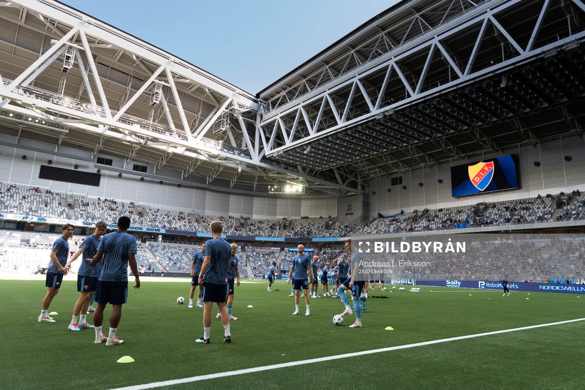 Djurgårdens spelare värmer upp