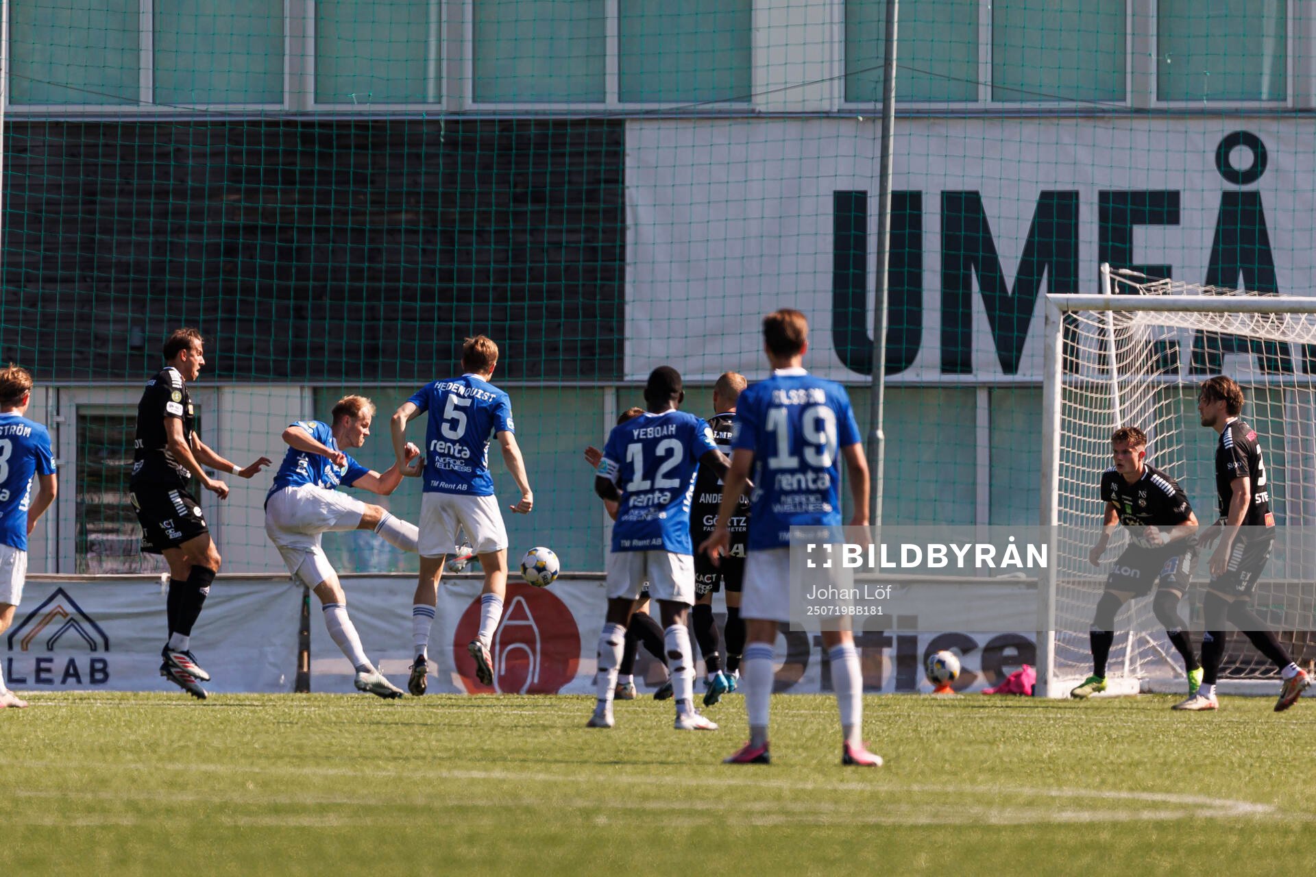 Umeå FCs Eythor Martin Björgolfsson gör 1-0