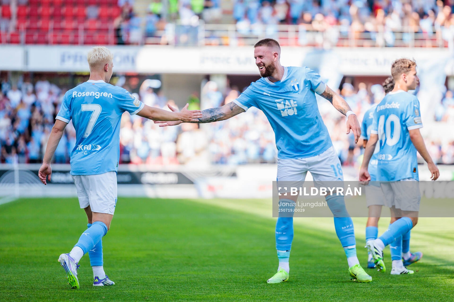 Malmö FFs Otto Rosengren och Pontus Jansson jublar