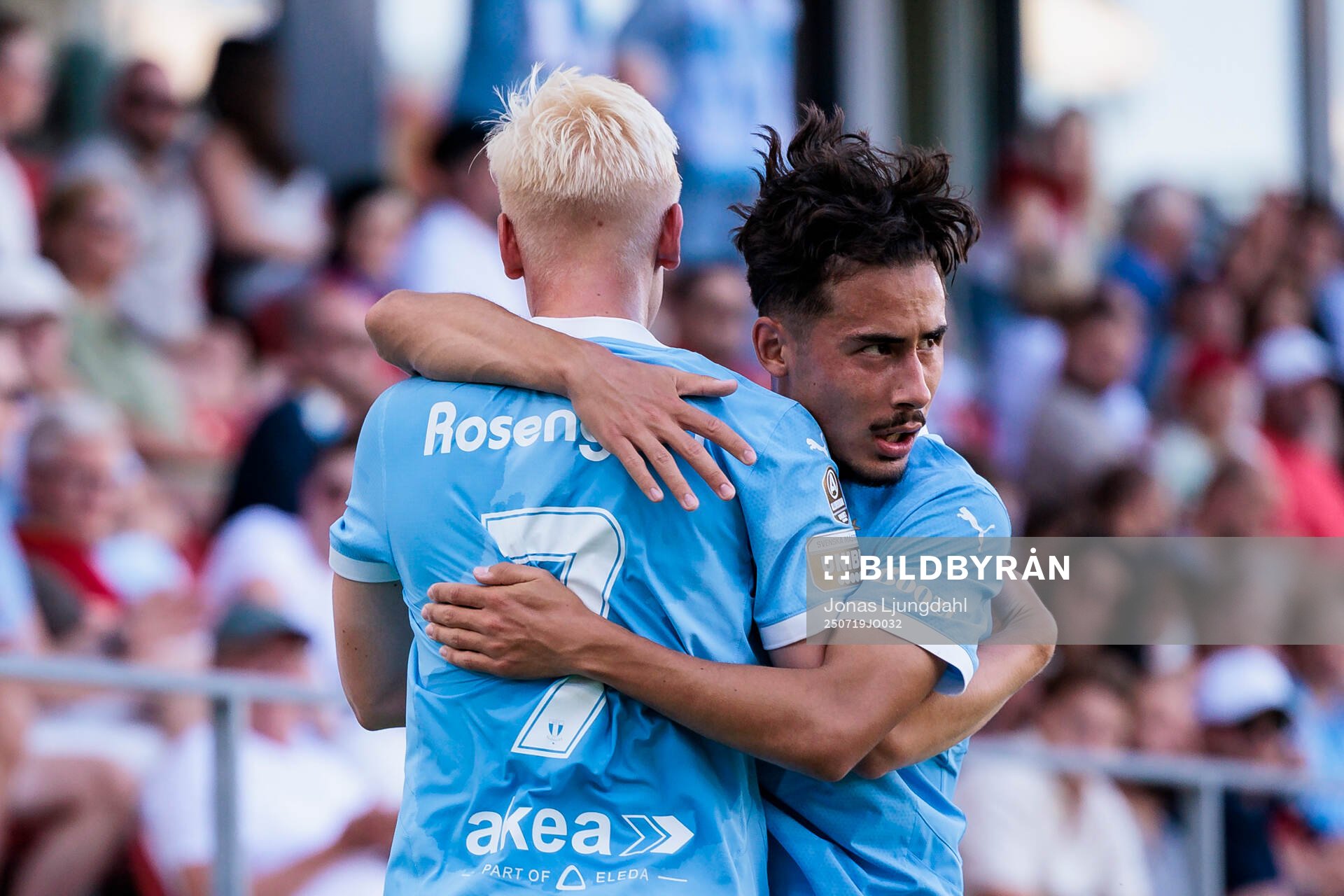 Malmö FFs Otto Rosengren och Adrian Skogmar jublar