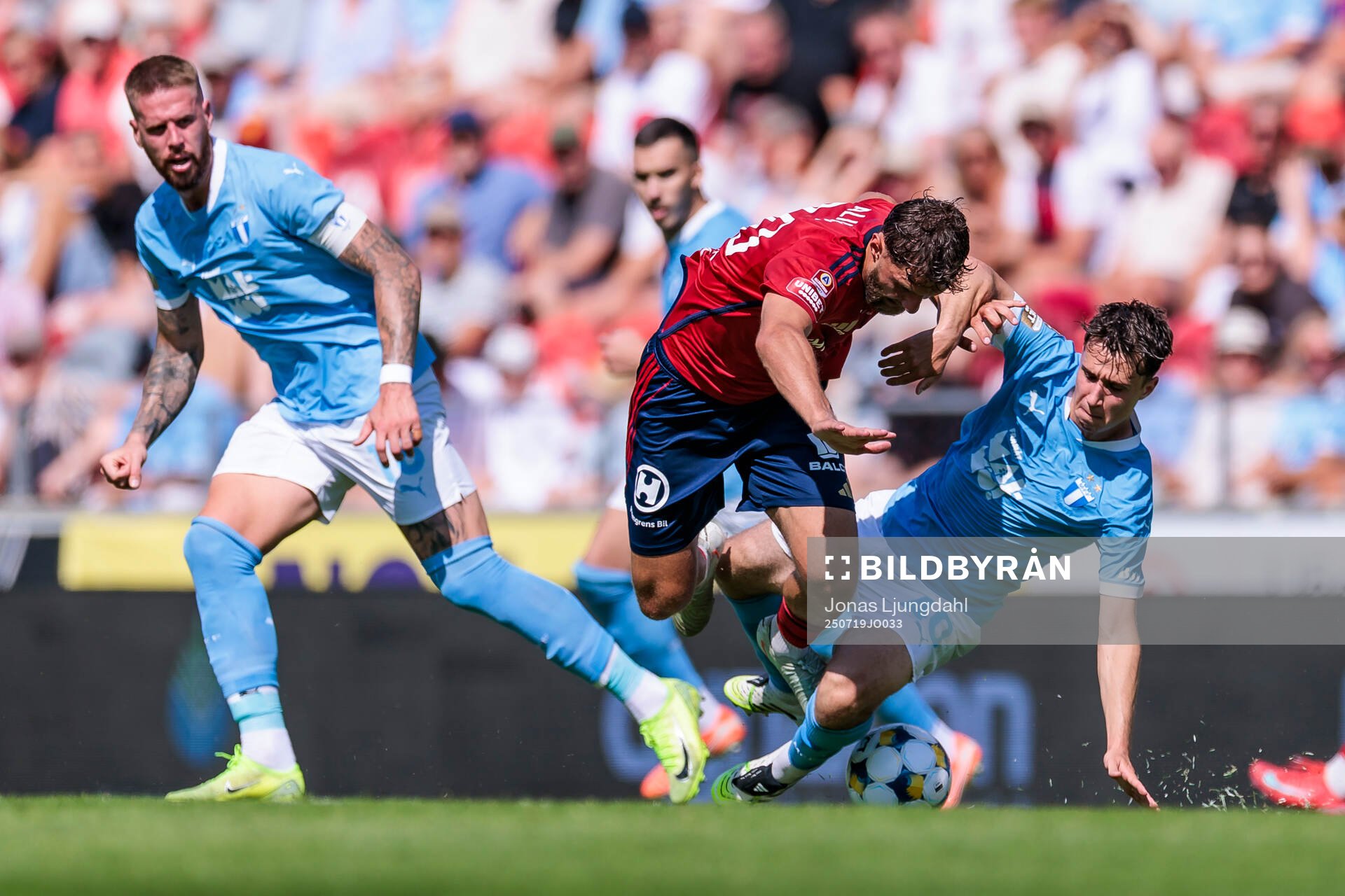 Östers Alibek Aliev, Malmö FFs Pontus Jansson och Kenan