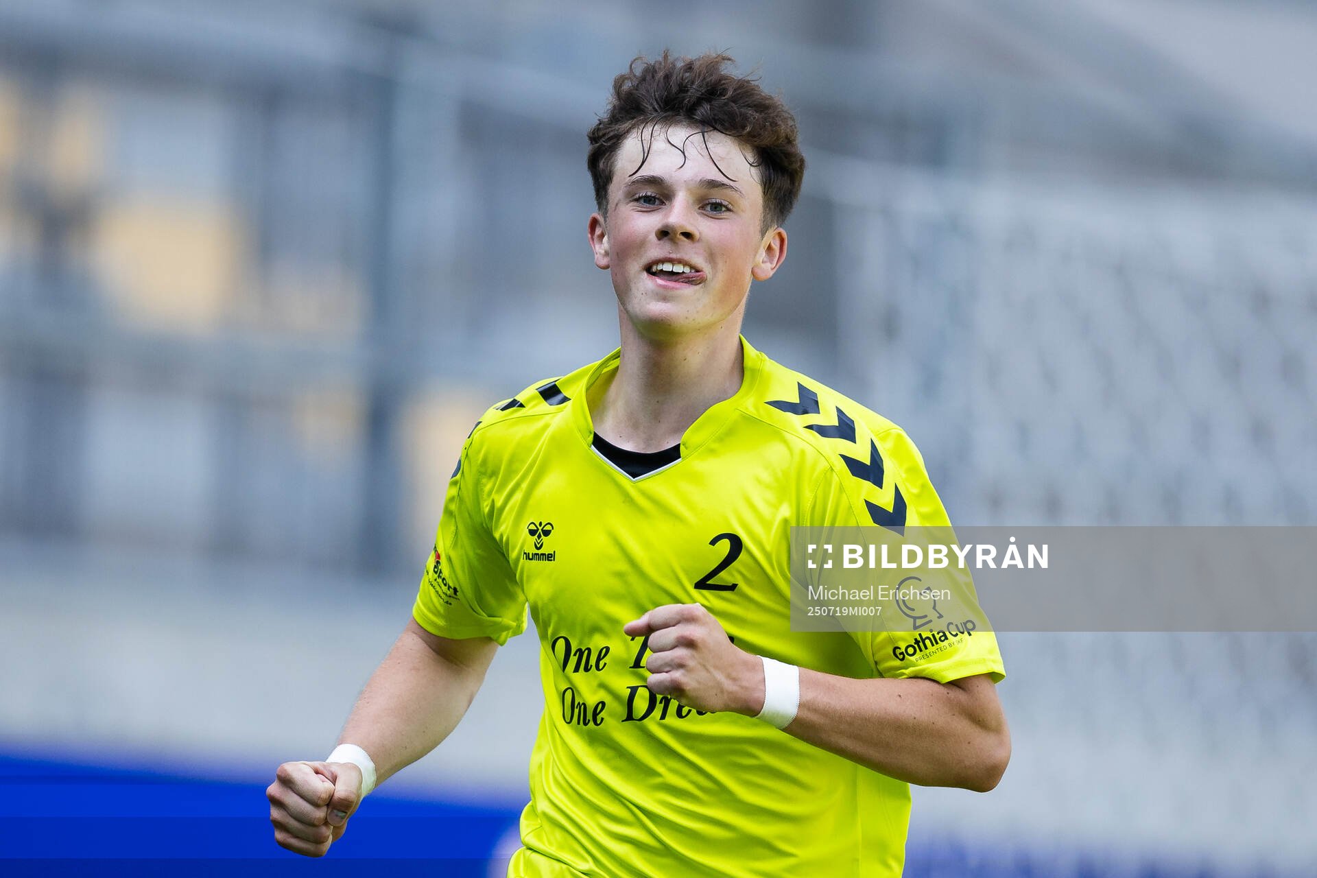 Eichedes Lennart Höfken jublar
