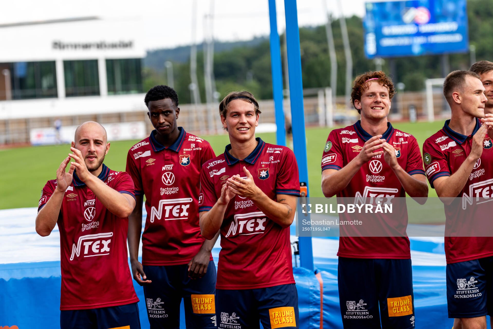 Örgrytes spelare jublar