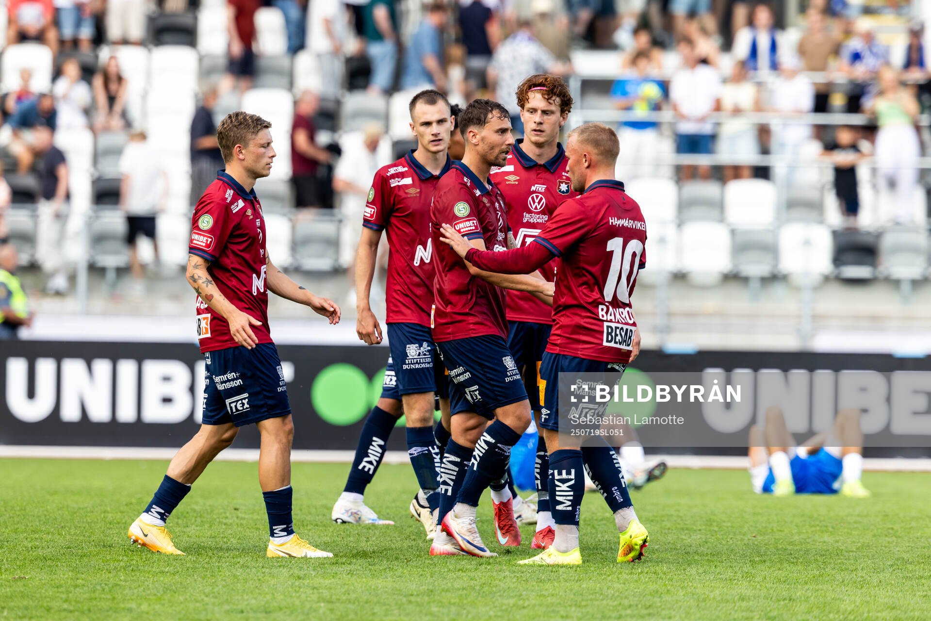 Örgrytes spelare jublar