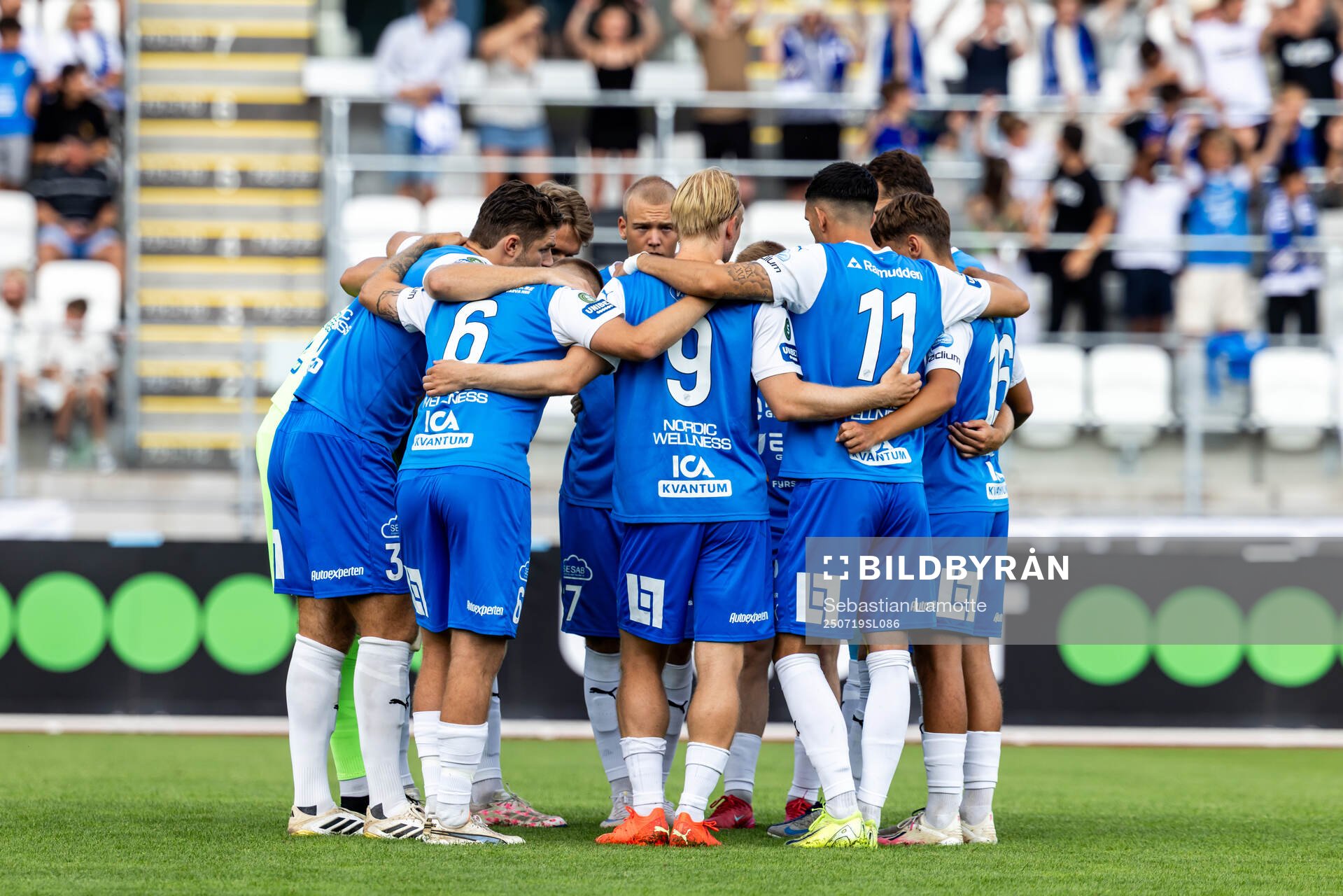 Oddevolds spelare laddar för match