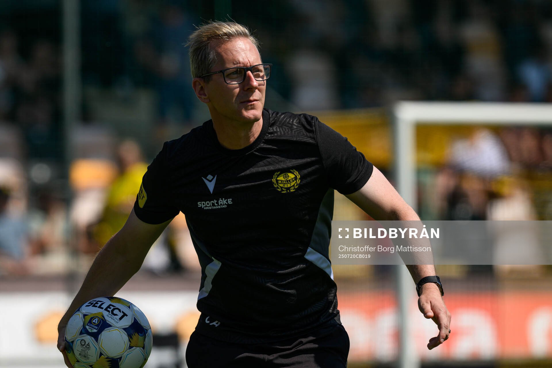 Mjällbys assisterande tränare Christofer Augustsson