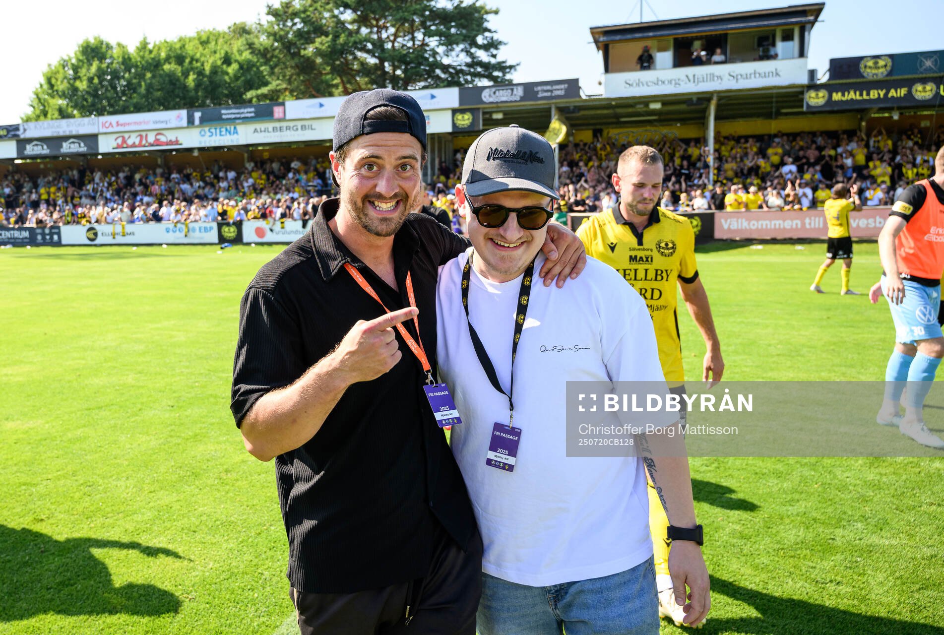 Mjällbys klubbchef Jacob Lennartsson och chefsscout Arvid