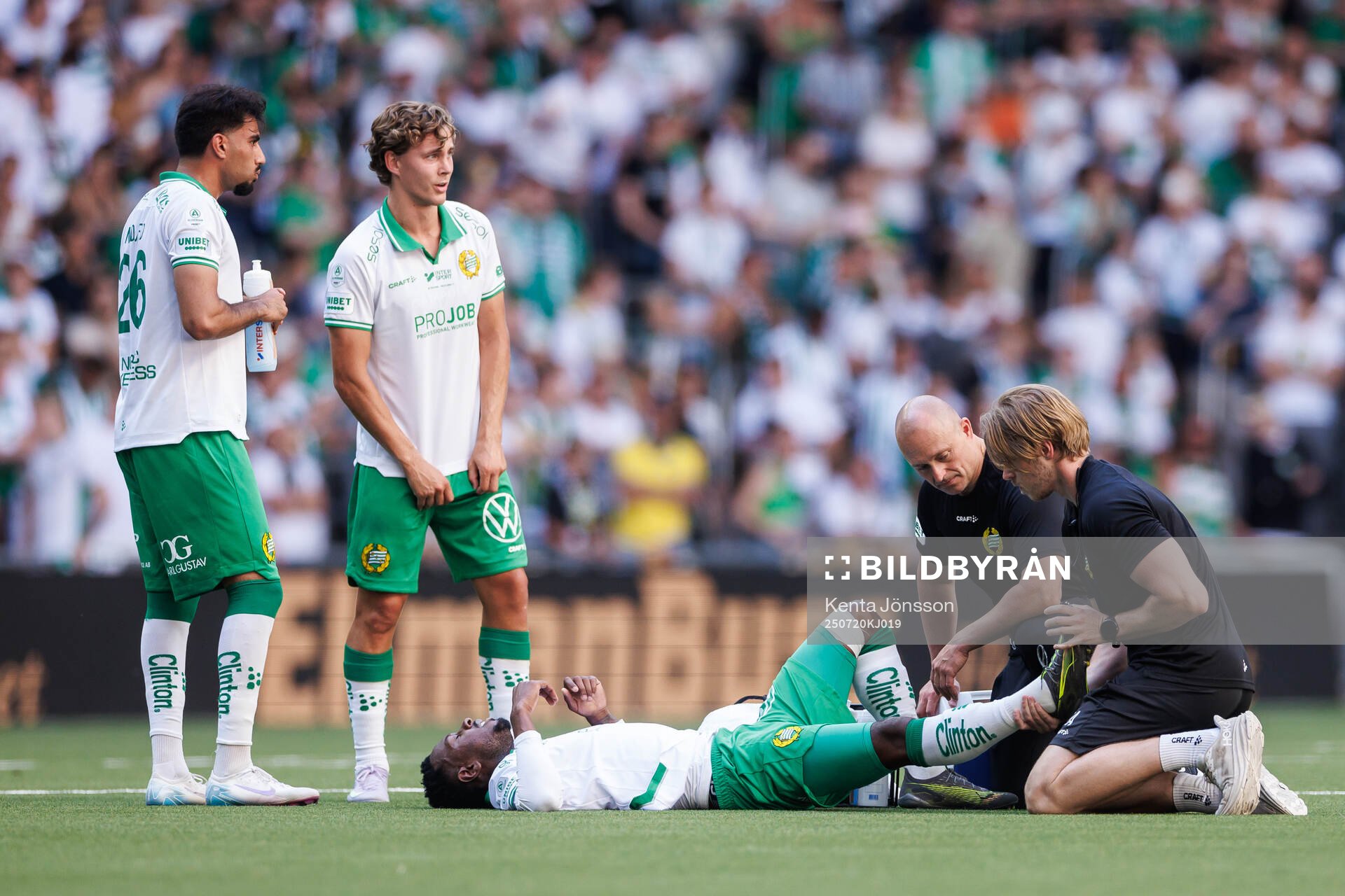 Hammarbys Shaquille Pinas får vård