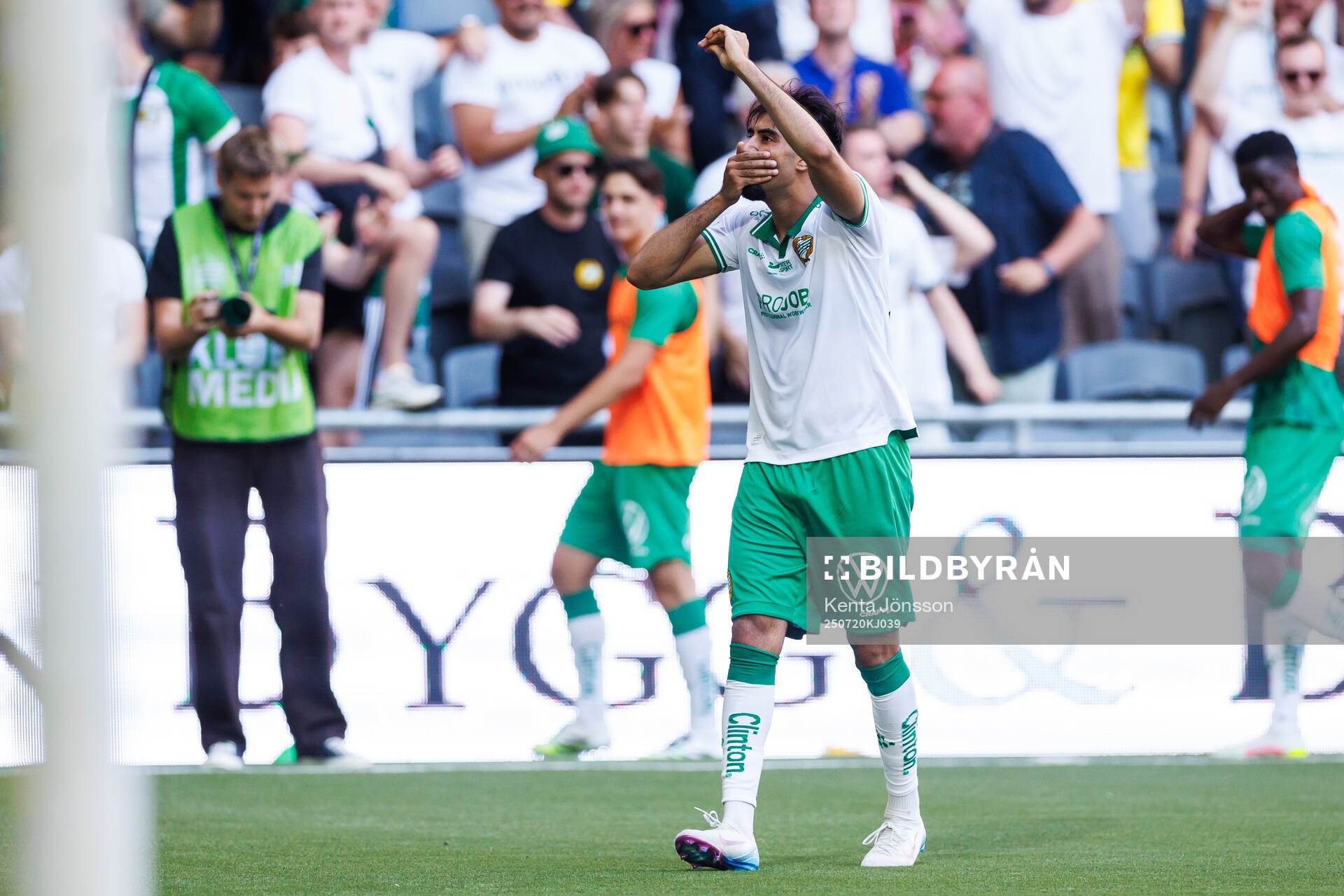 Hammarbys Montader Madjed jublar