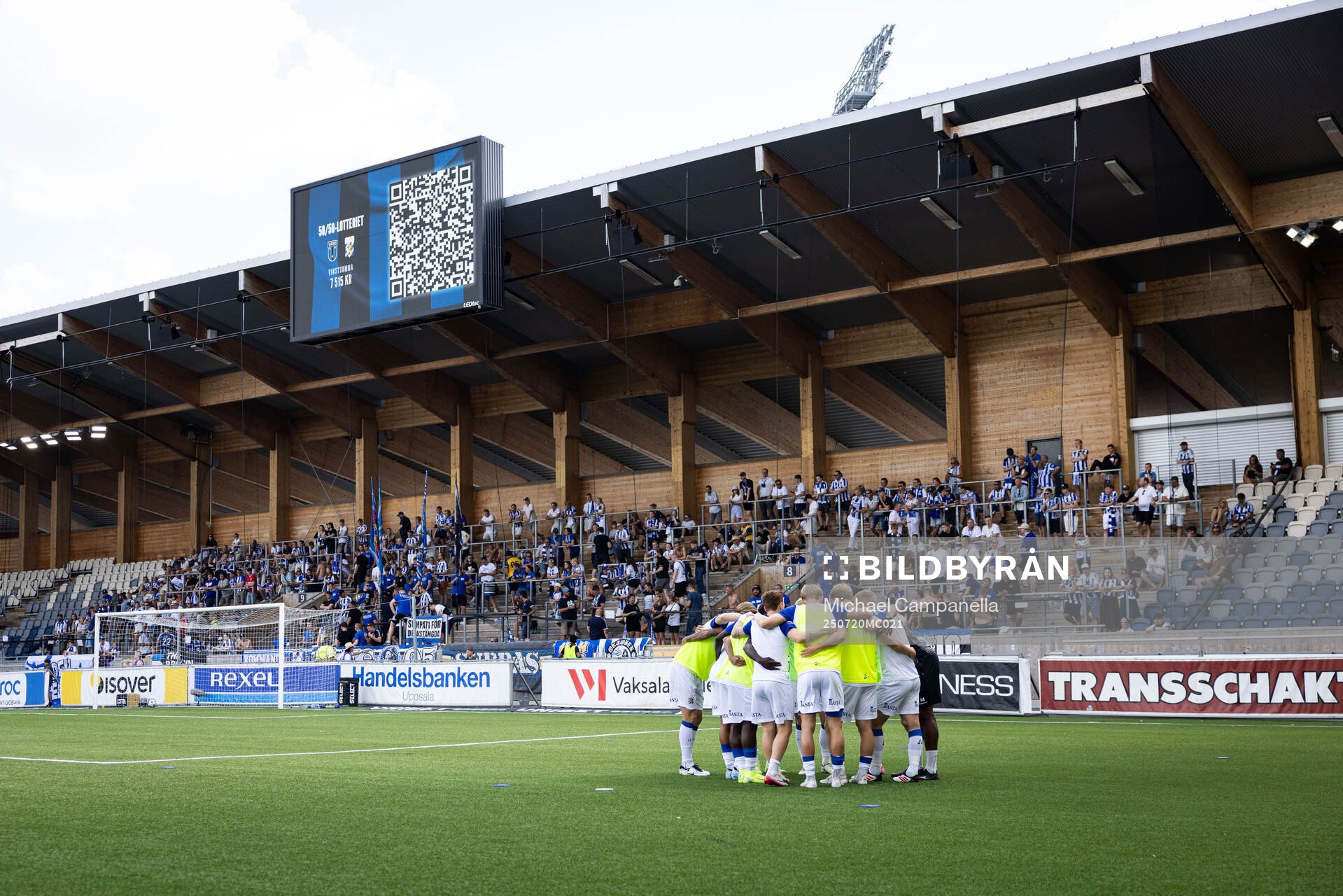 IFK Göteborg spelare i en kram