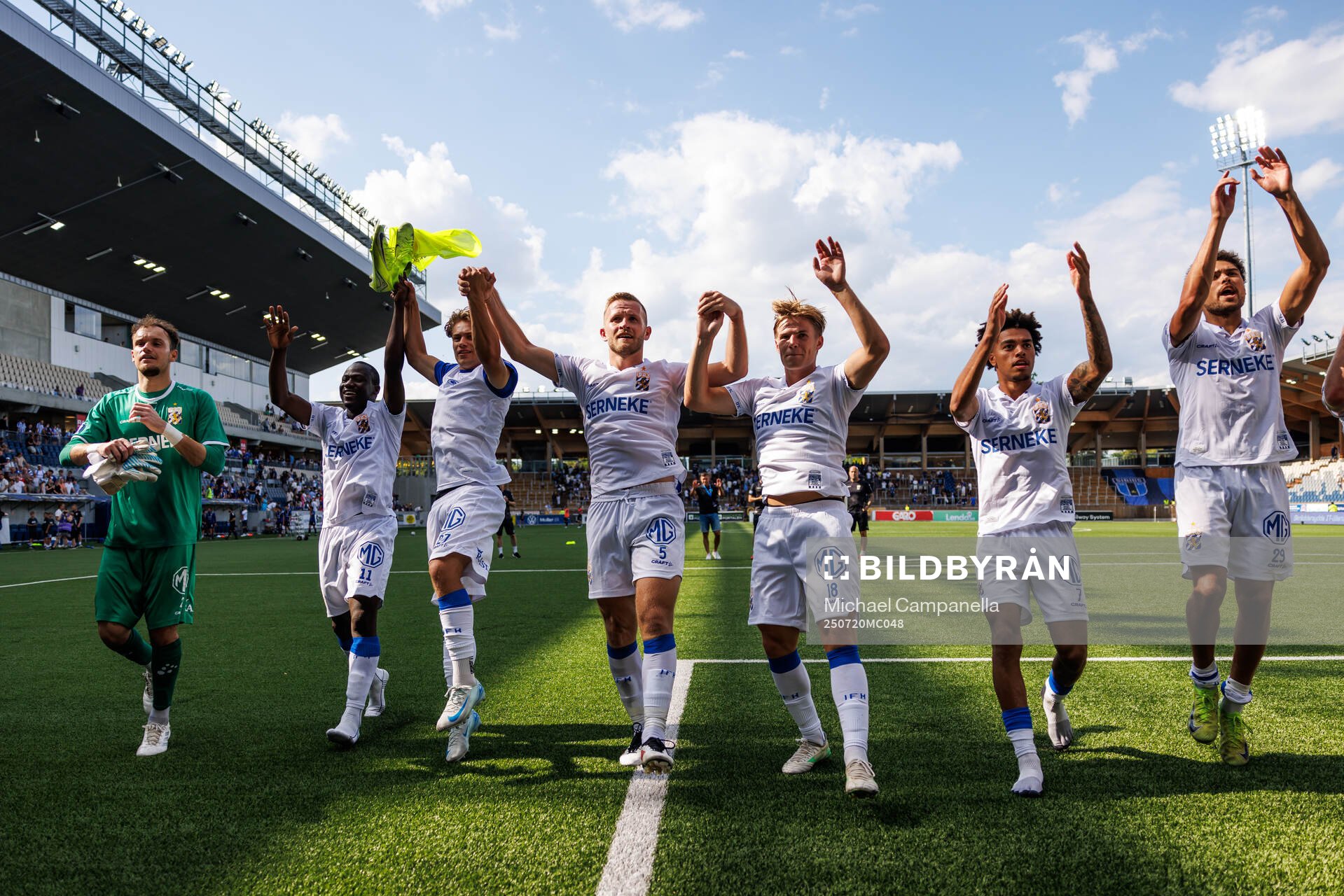 IFK Göteborgs spelare jublar
