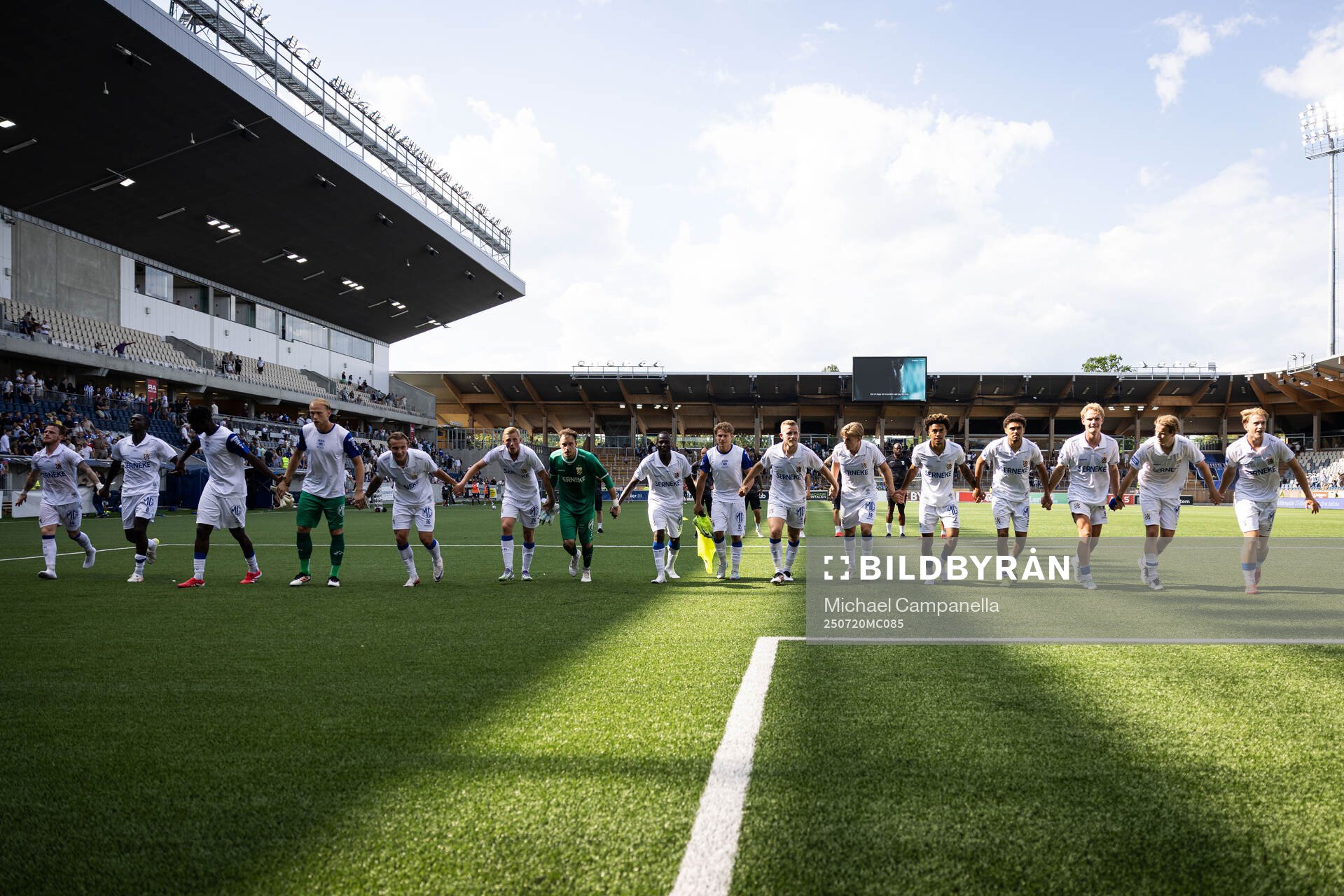 IFK Göteborgs spelare jublar