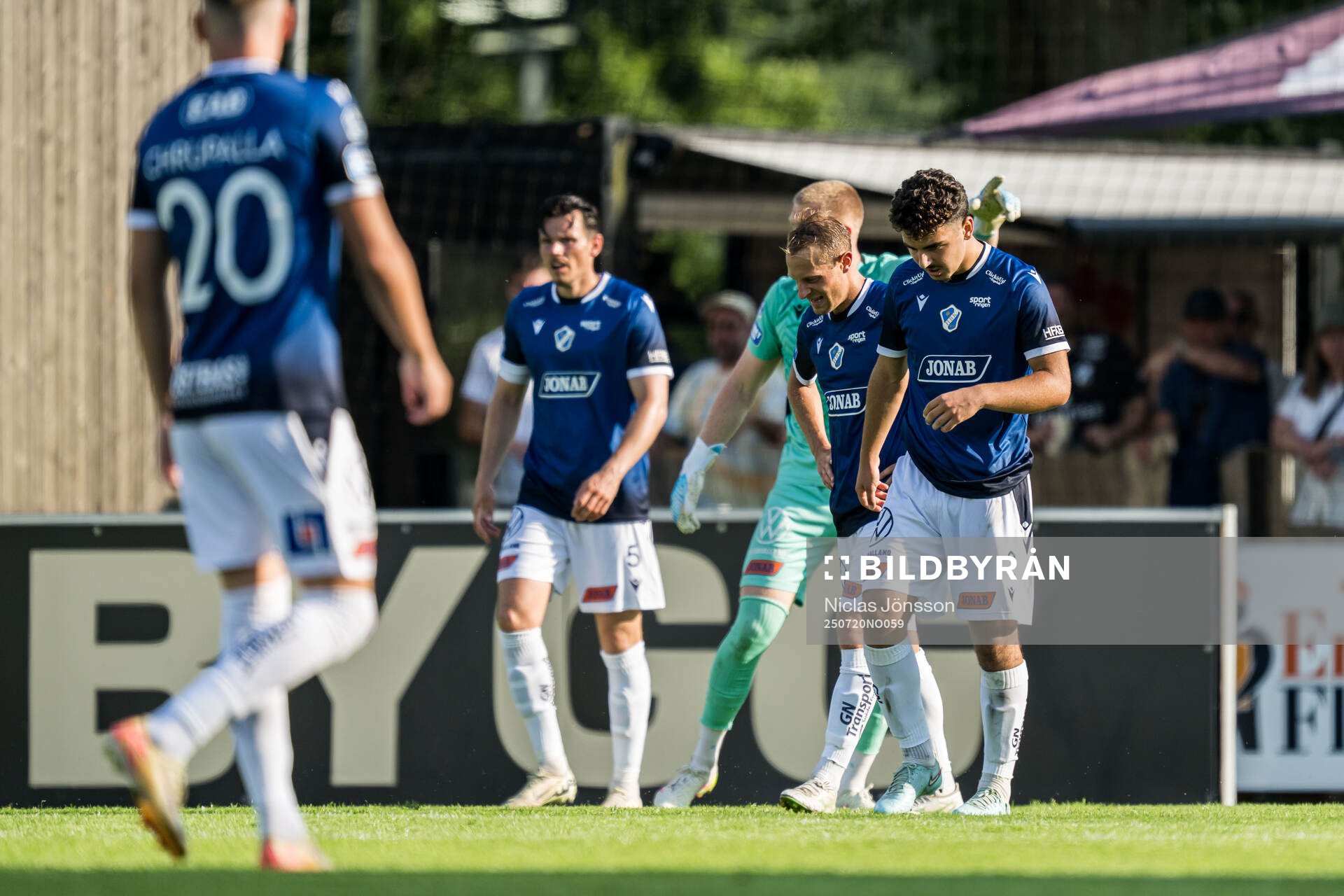 Halmstads Joel Allansson och Bleon Kurtulus deppar