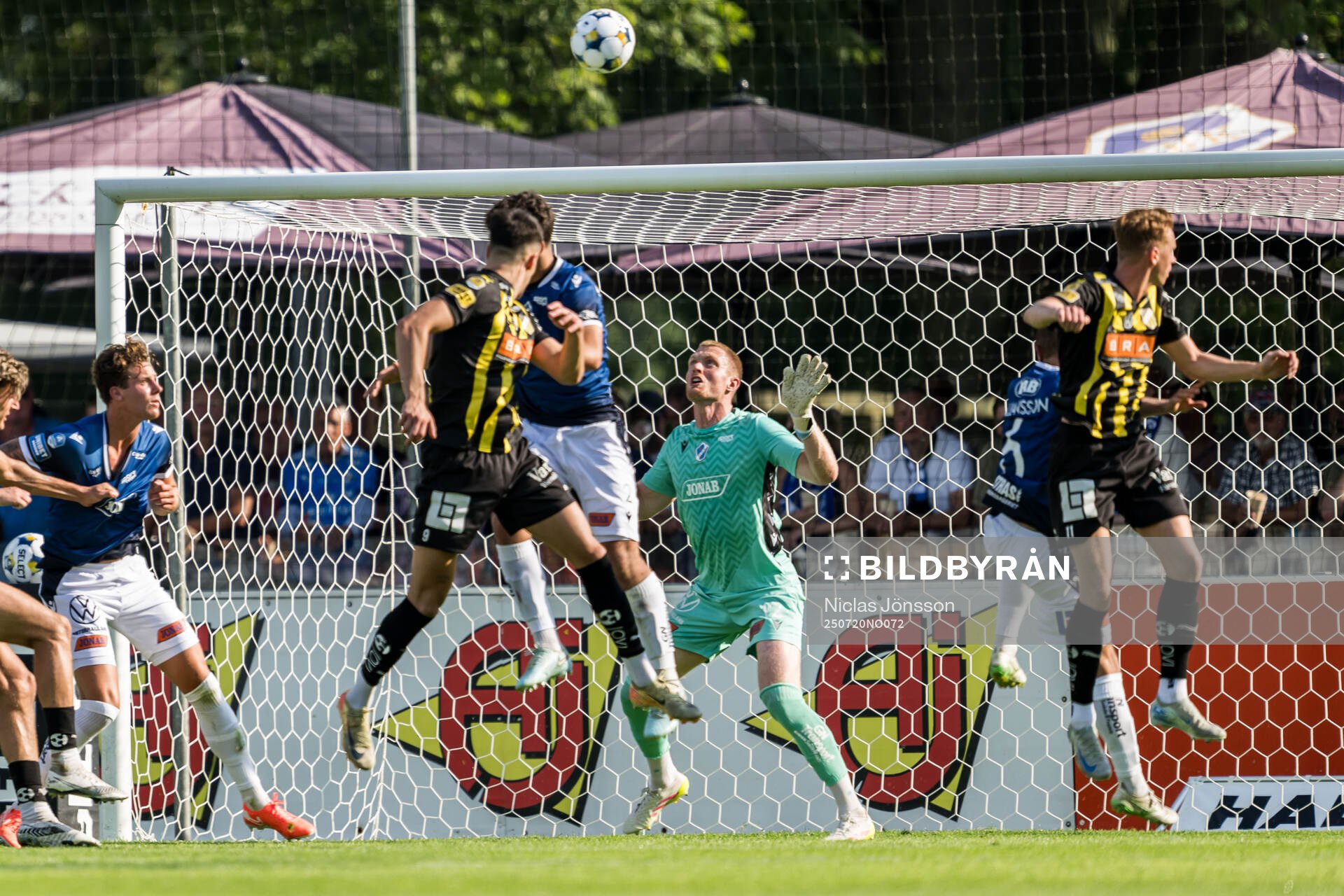 Halmstads målvakt Tim Erlandsson