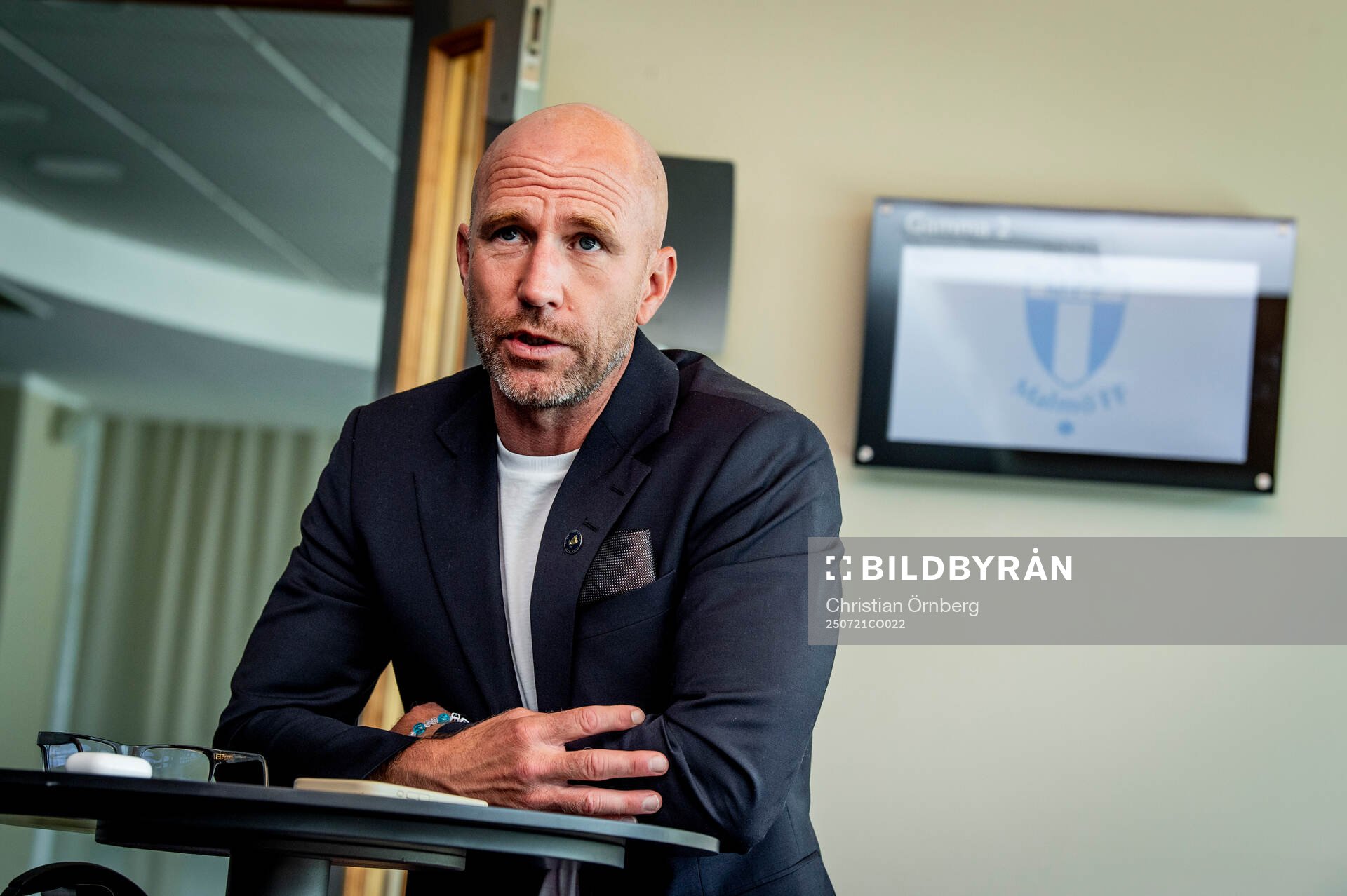Head coach Henrik Rydström gave an interview upon arriving