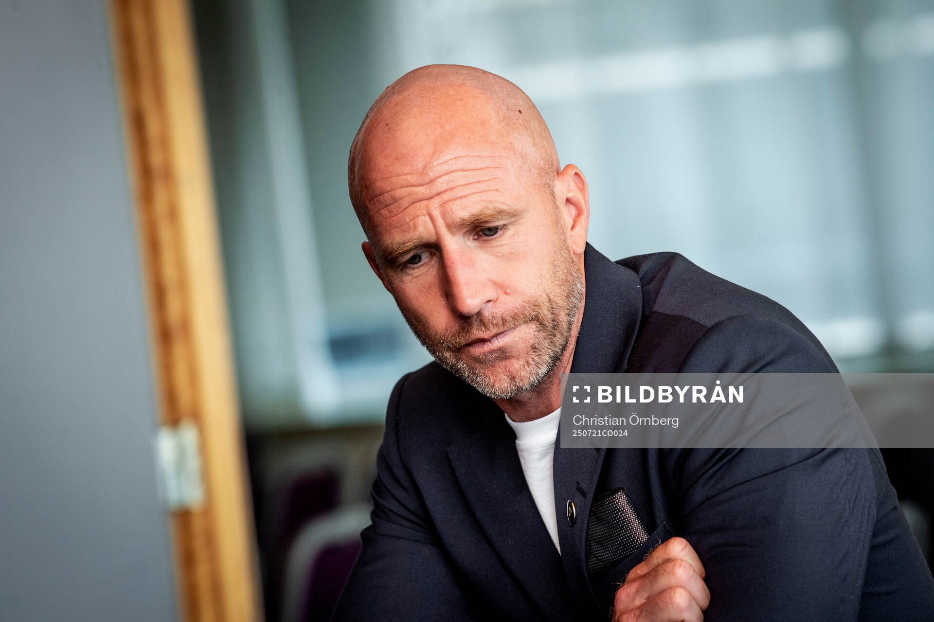Head coach Henrik Rydström gave an interview upon arriving