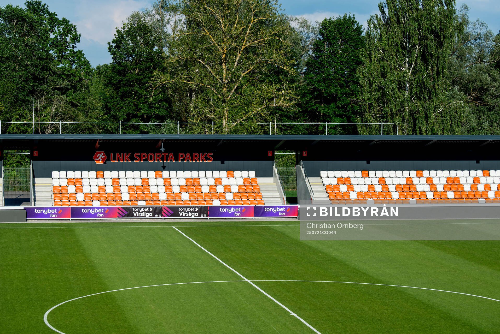 LNK Sporta Parks a head of a UEFA Champions League training