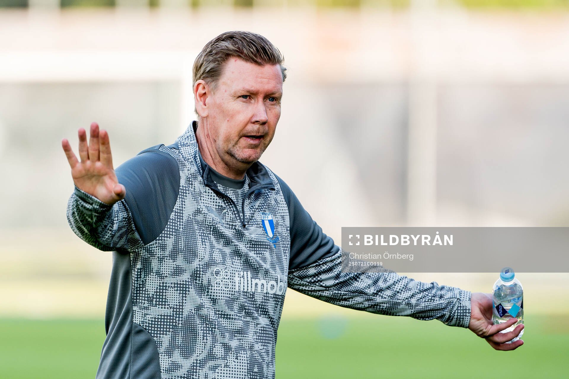 Assistant coach Peter Wettergren