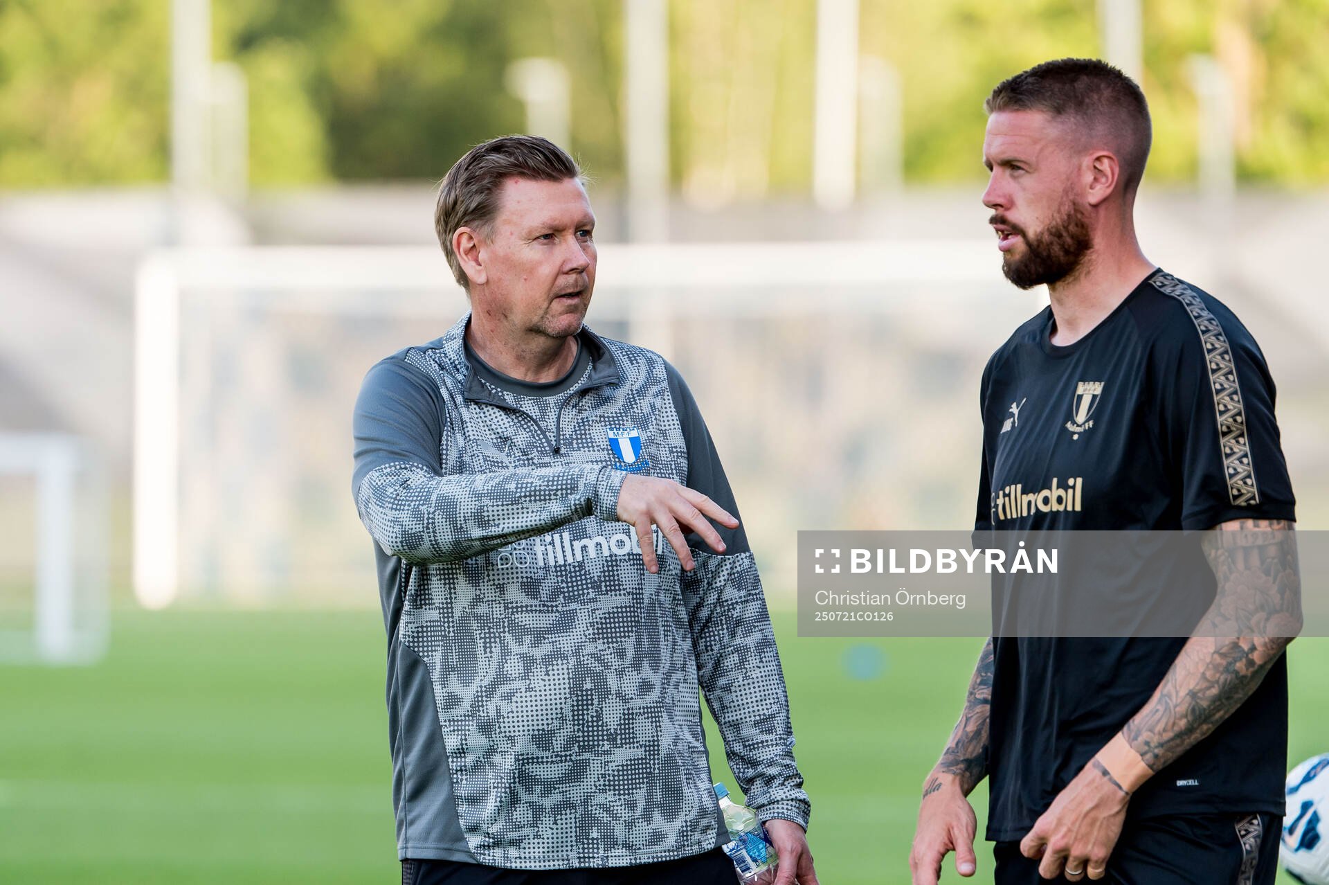 Assistant coach Peter Wettergren and Pontus Jansson