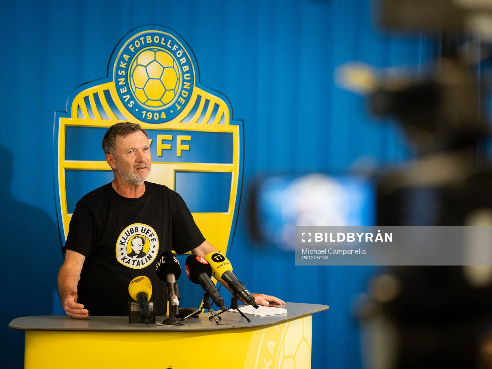 Head coach Peter Gerhardsson of the Swedish women's
