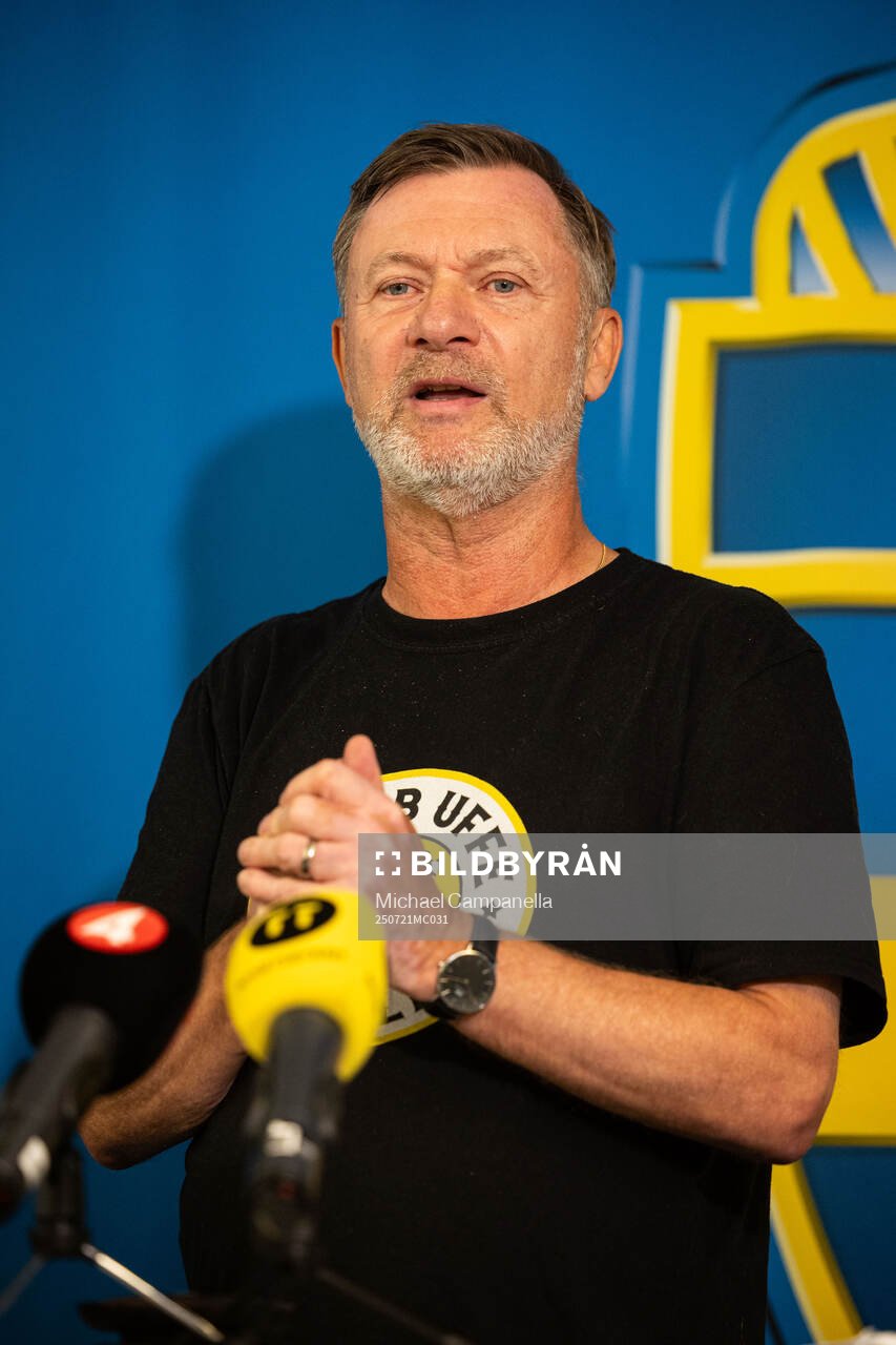Head coach Peter Gerhardsson of the Swedish women's