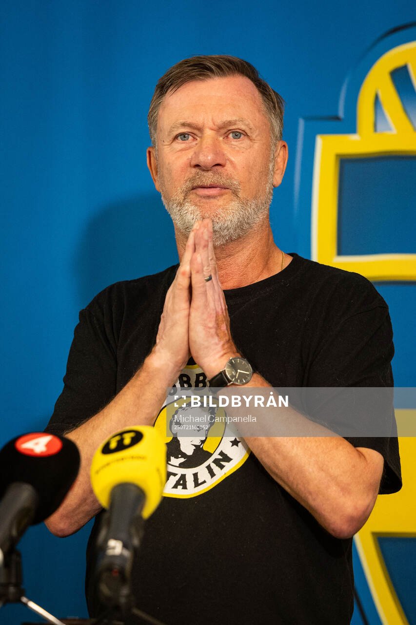 Head coach Peter Gerhardsson of the Swedish women's