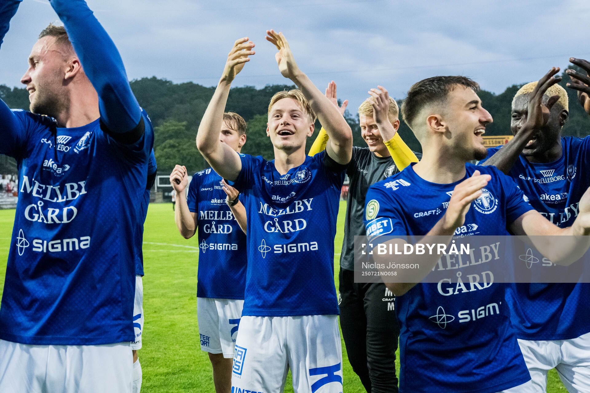 Trelleborgs Oskar Ruuska jublar