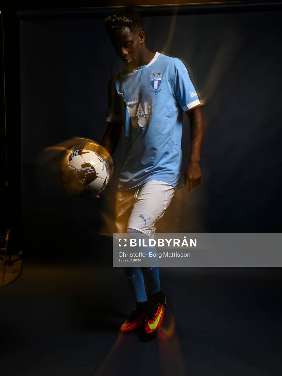 Malmö FF presenterar Salifou Soumah som ny spelare