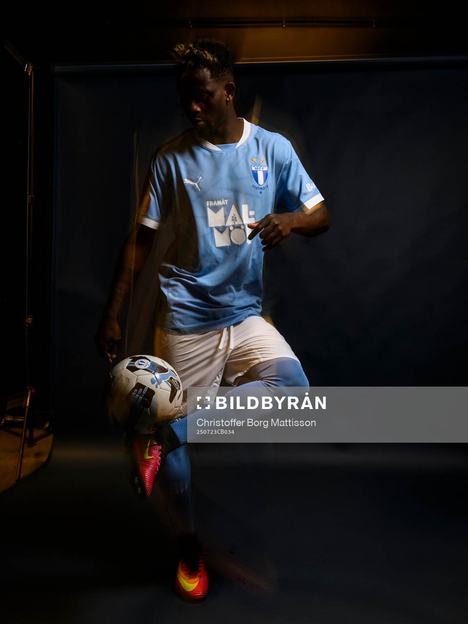Malmö FF presenterar Salifou Soumah som ny spelare