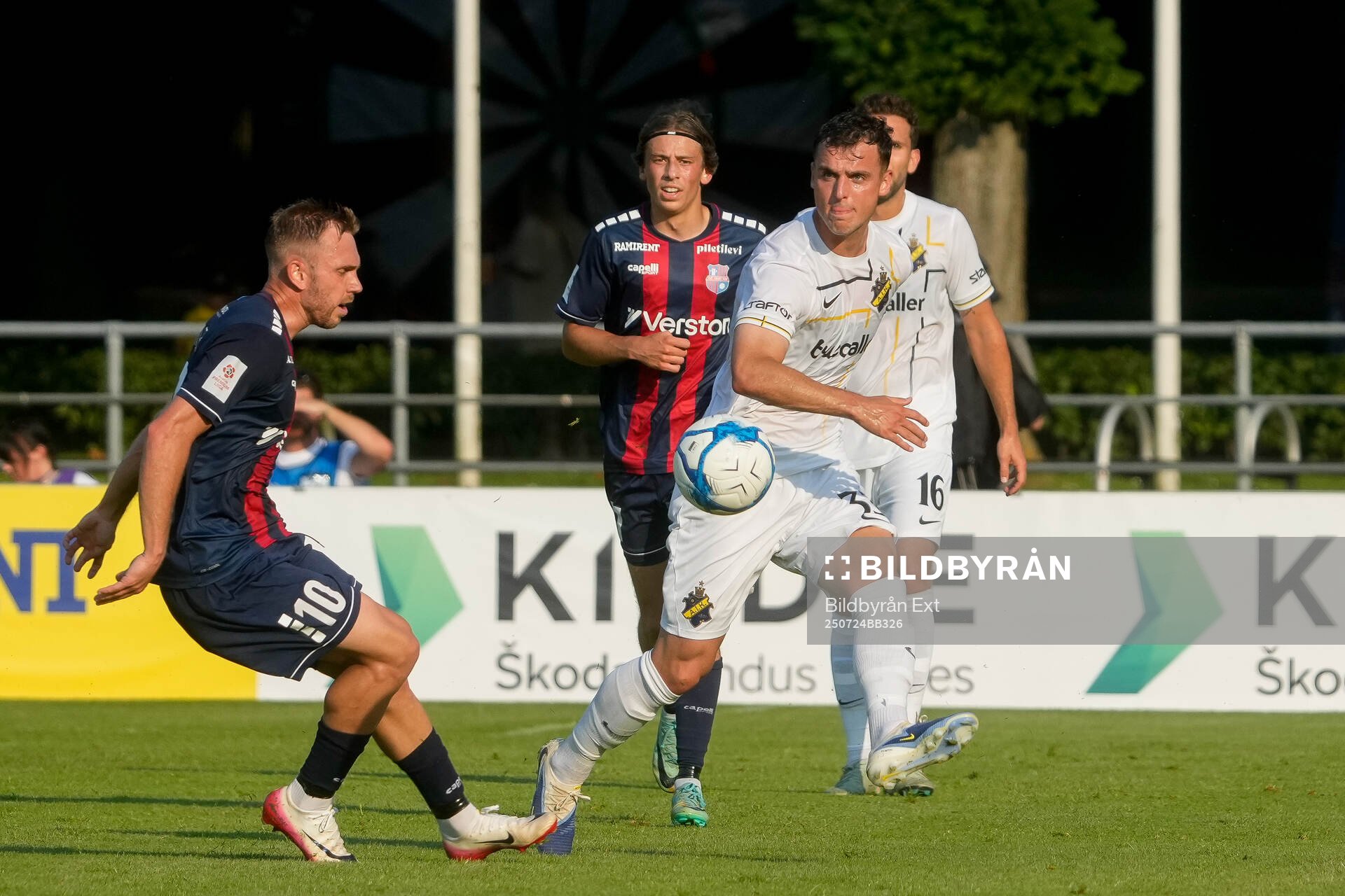 Aron Csongvai of AIK