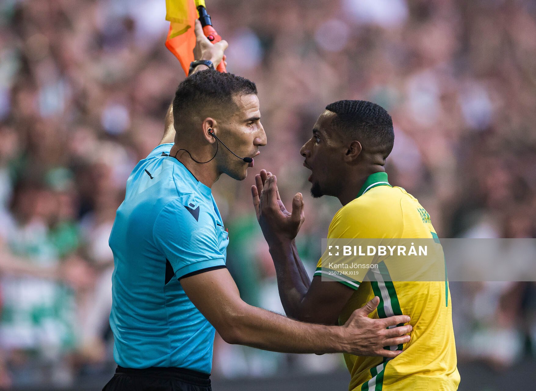 Paulos Abraham of Hammarby reacts