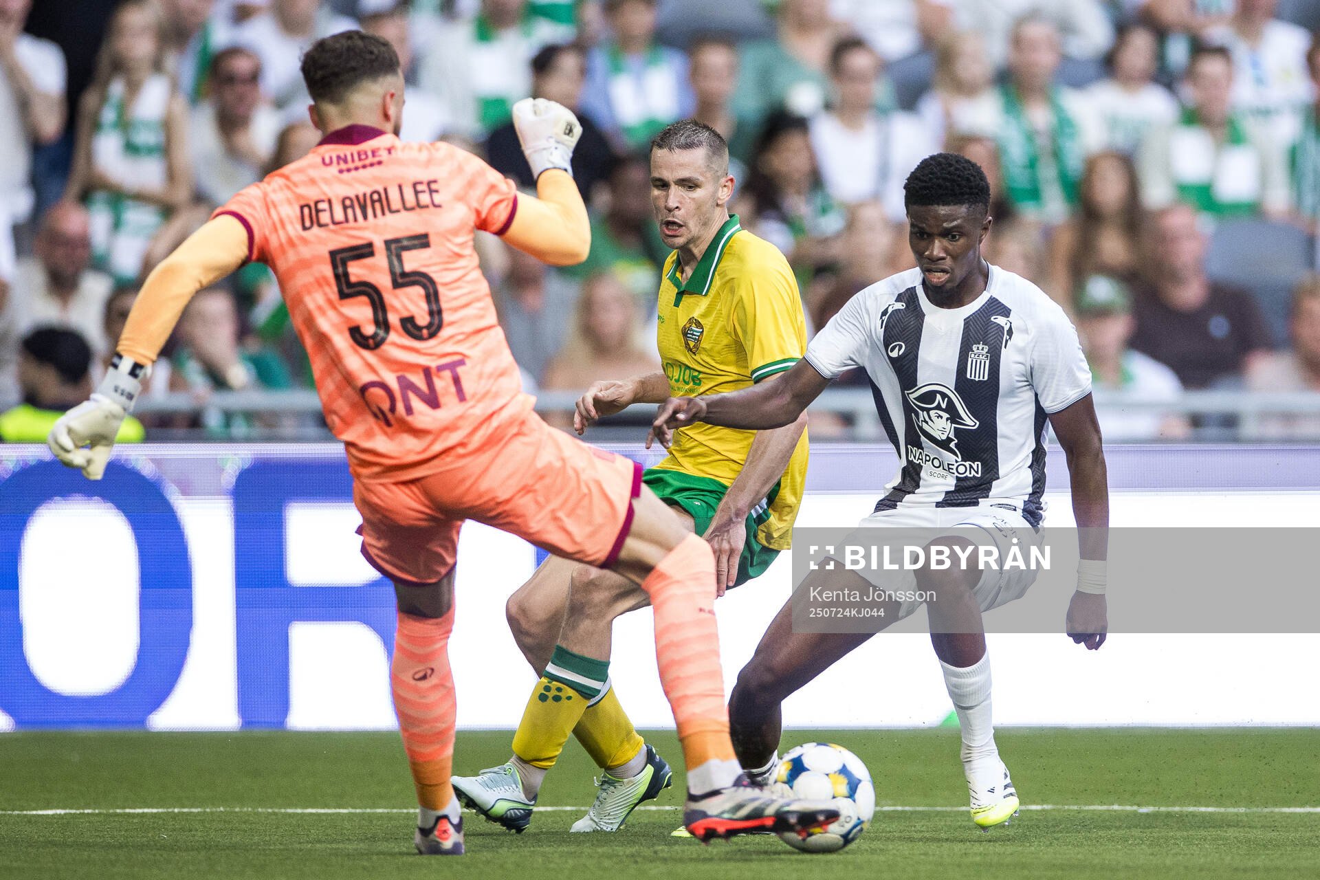Oscar Johansson Schellhas of Hammarby against goalkeeper