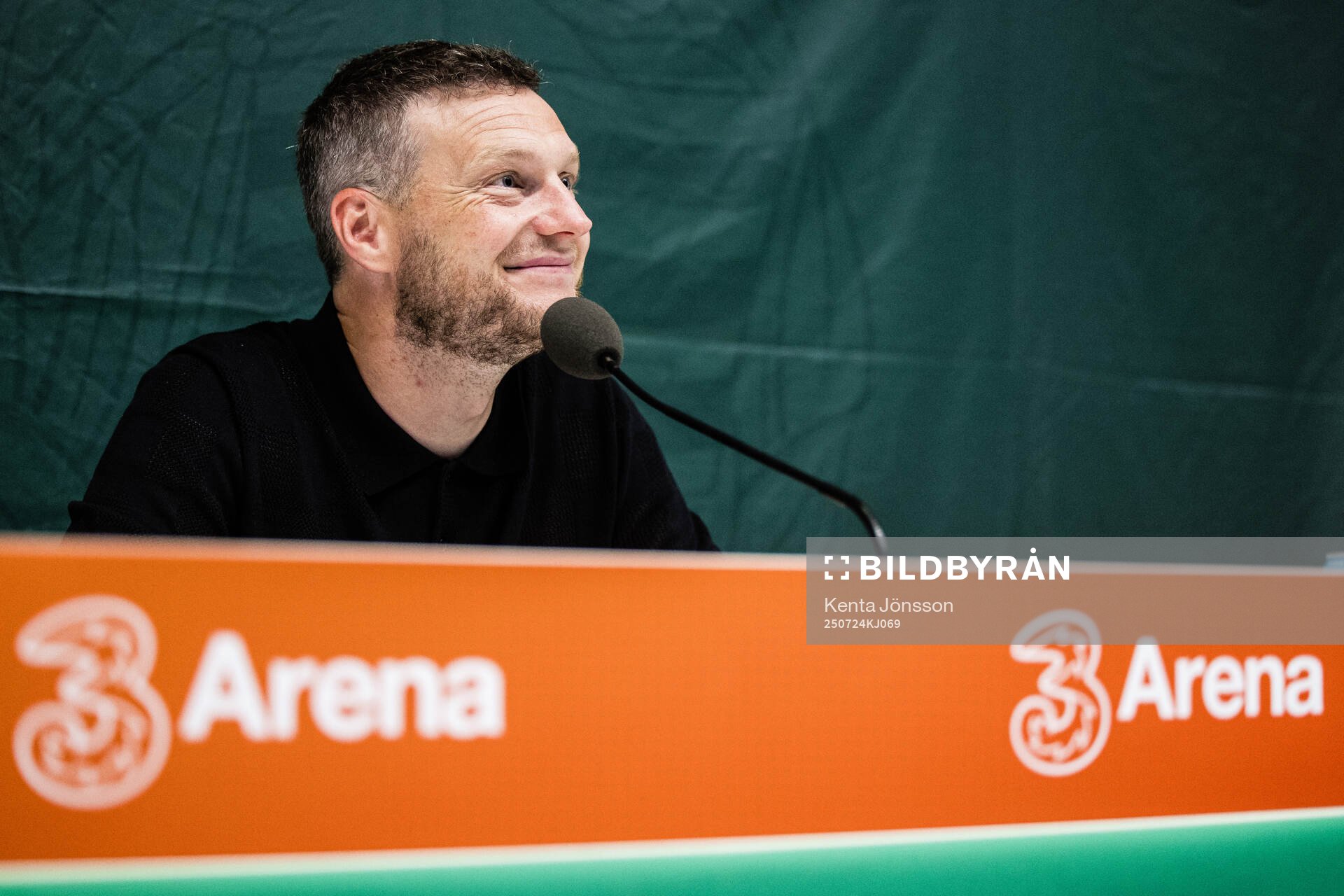 Coach Kim Hellberg of Hammarby