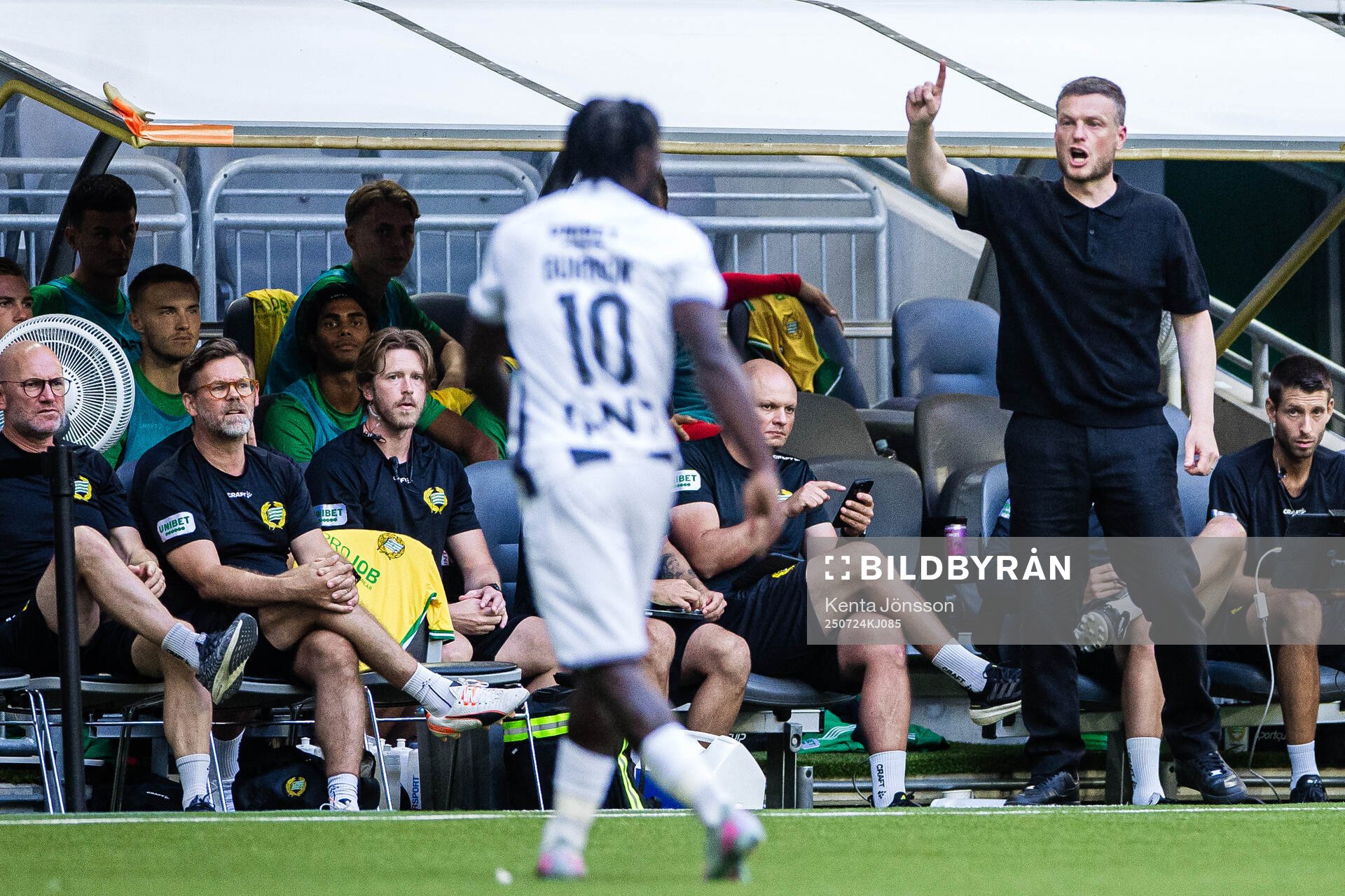Coach Kim Hellberg of Hammarby