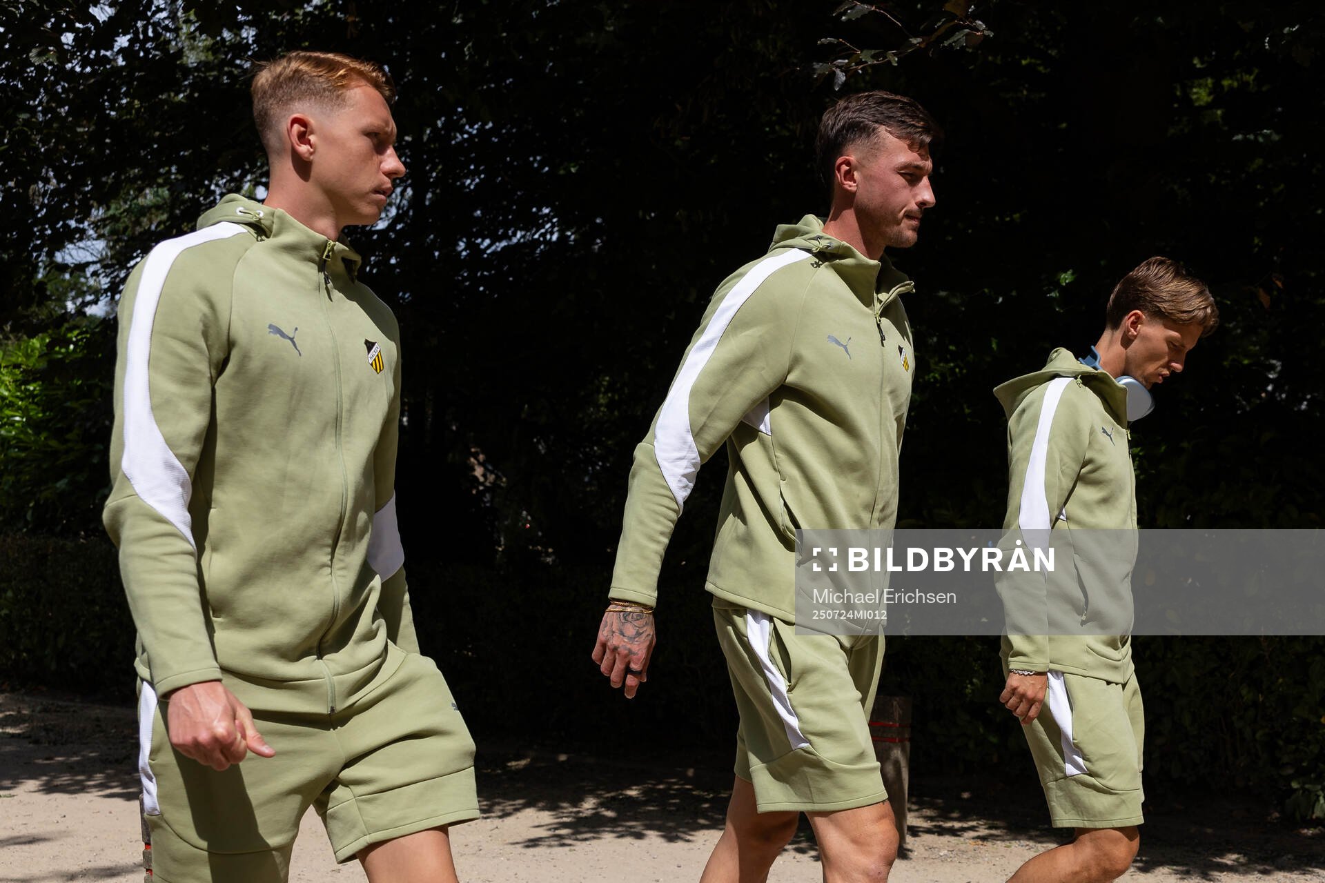 Julius Lindberg, goalkeeper Andreas Linde and Samuel Leach
