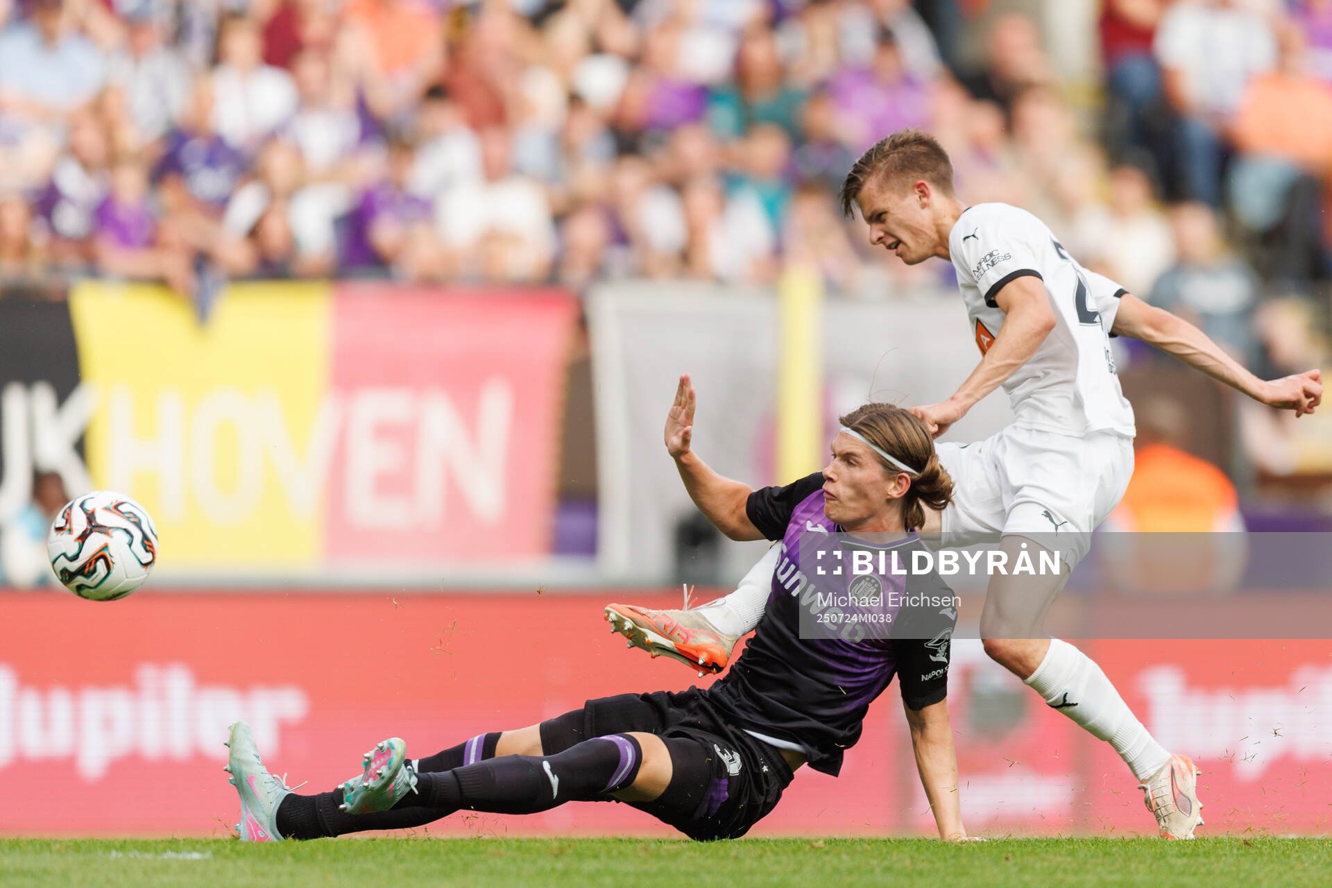 Lucas Hey of Anderlecht and Adrian Svanbäck of Häcken