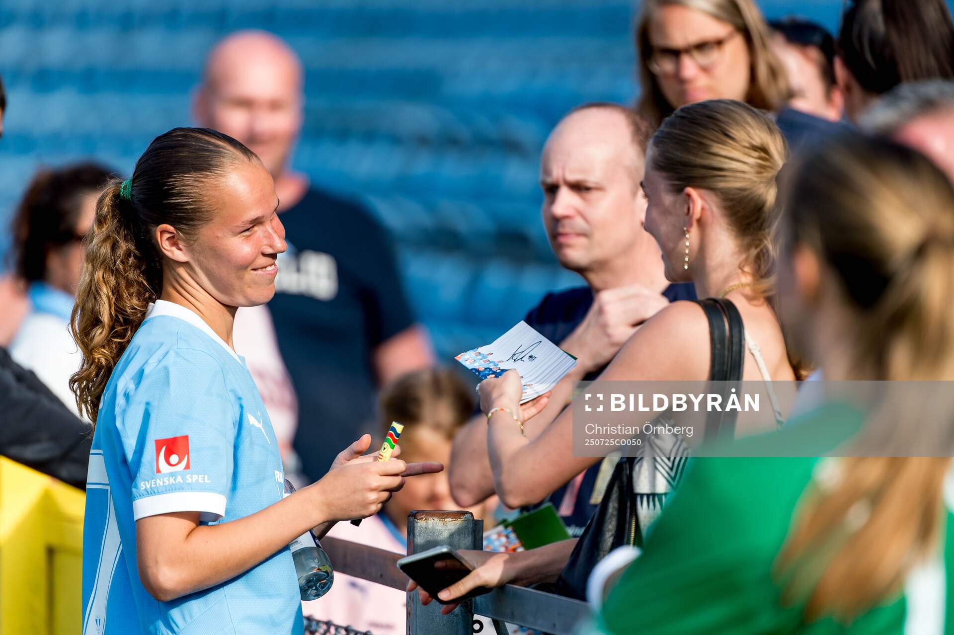 Malmö FFs Karoline Olesen och supportrar