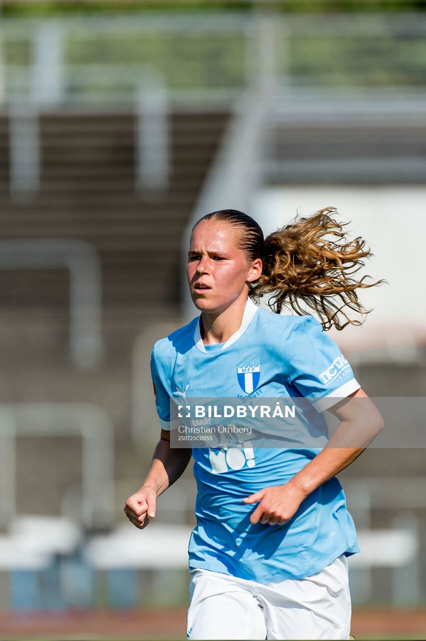 Malmö FFs Karoline Olesen