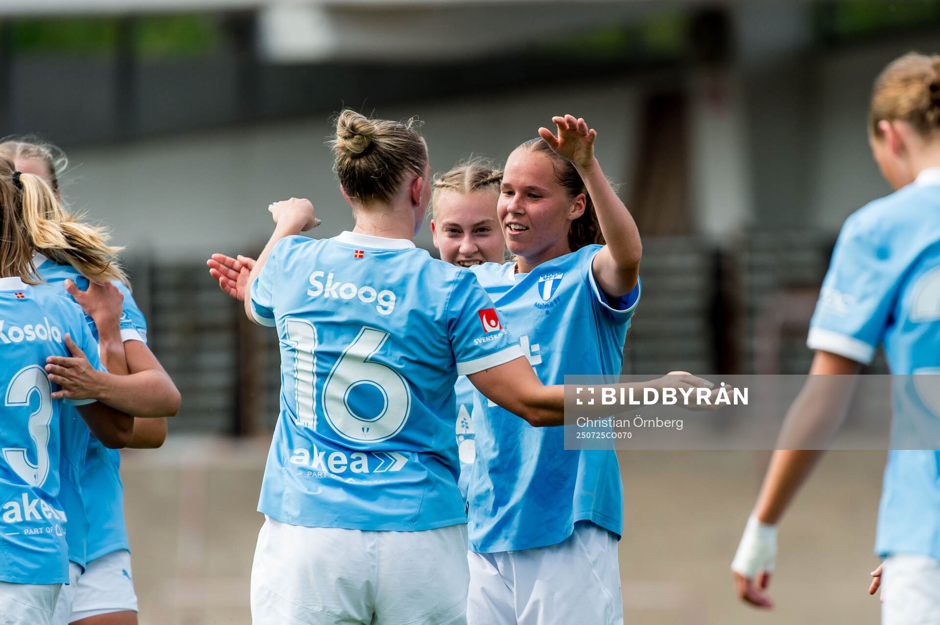 Malmö FFs Karoline Olesen jublar