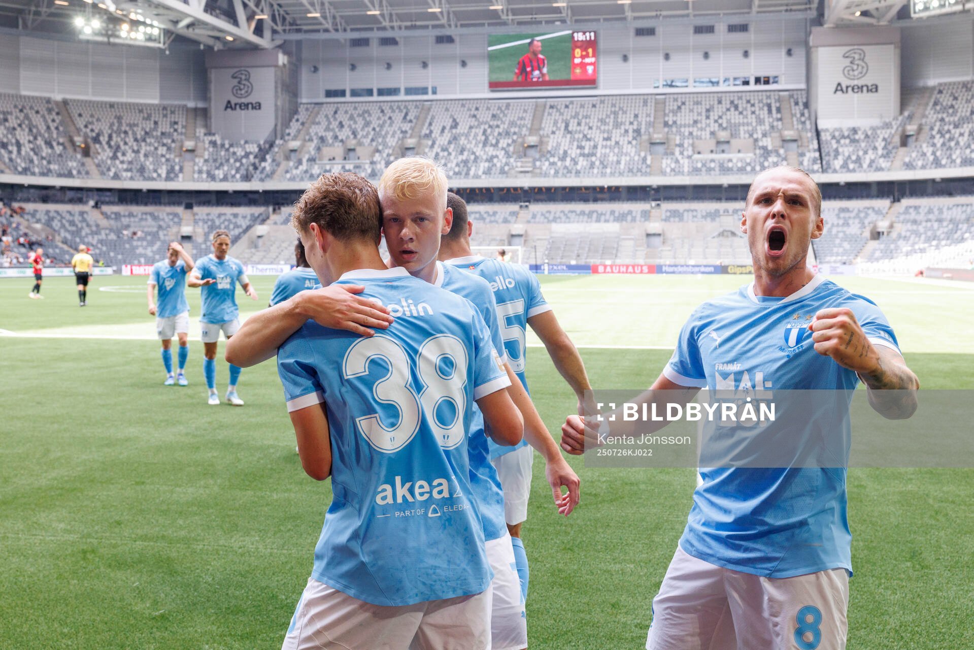 Malmö FFs Hugo Bolin , Otto Rosengren och Arnor Sigurdsson