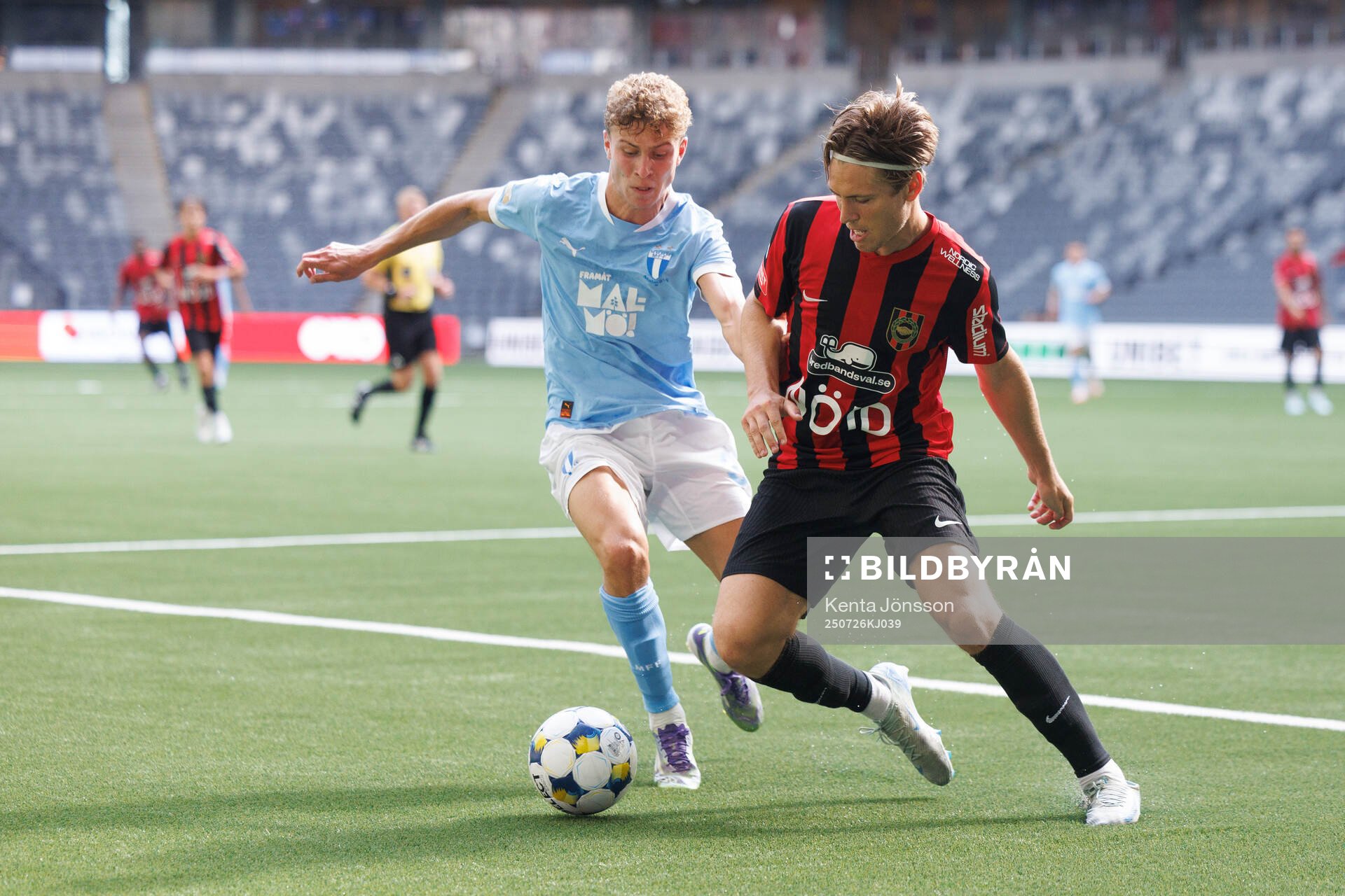 Malmö FFs Hugo Bolin och Brommapojkarnas Oliver Zandén