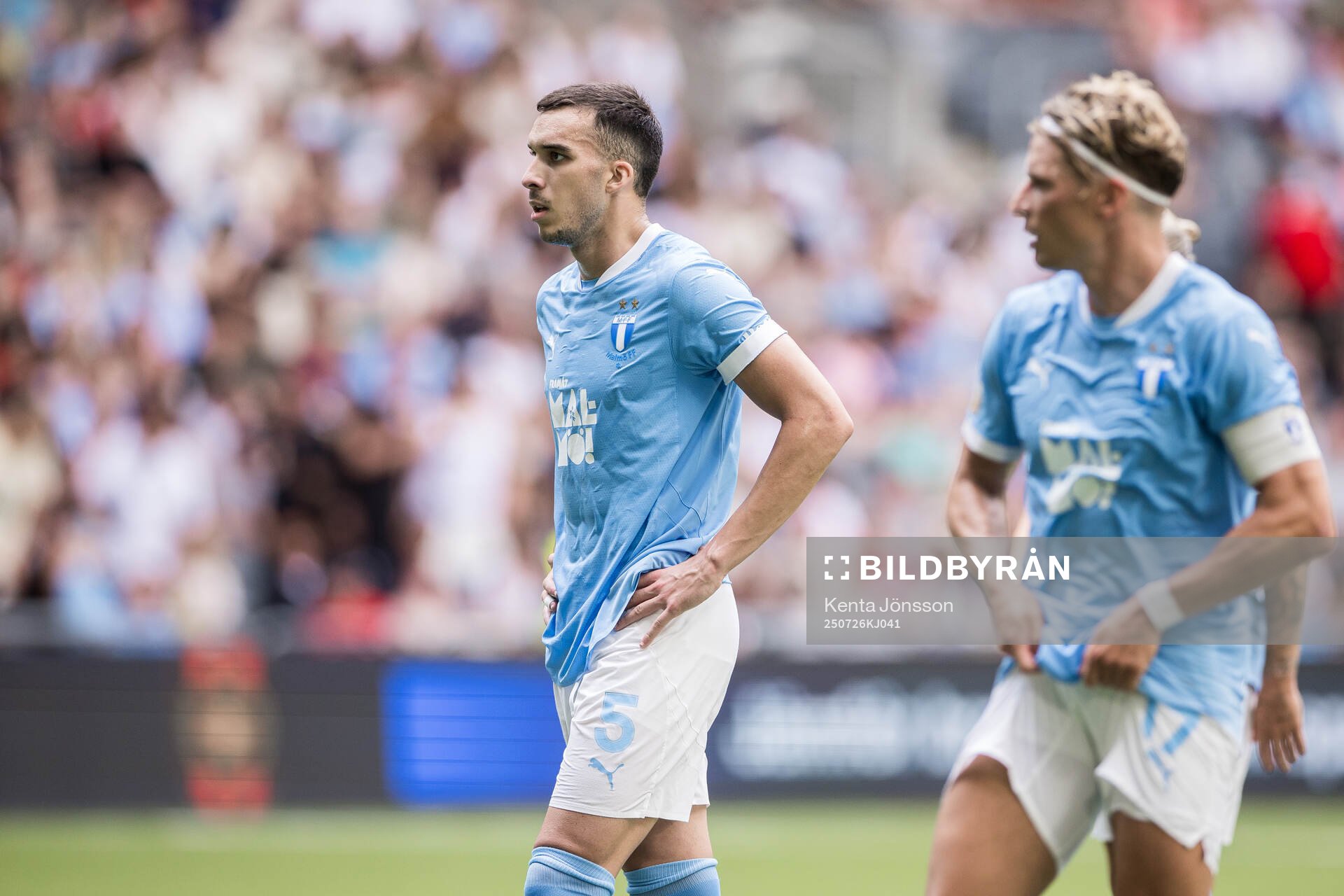 Malmö FFs Andrej Djuric och Jens Stryger Larsen deppar
