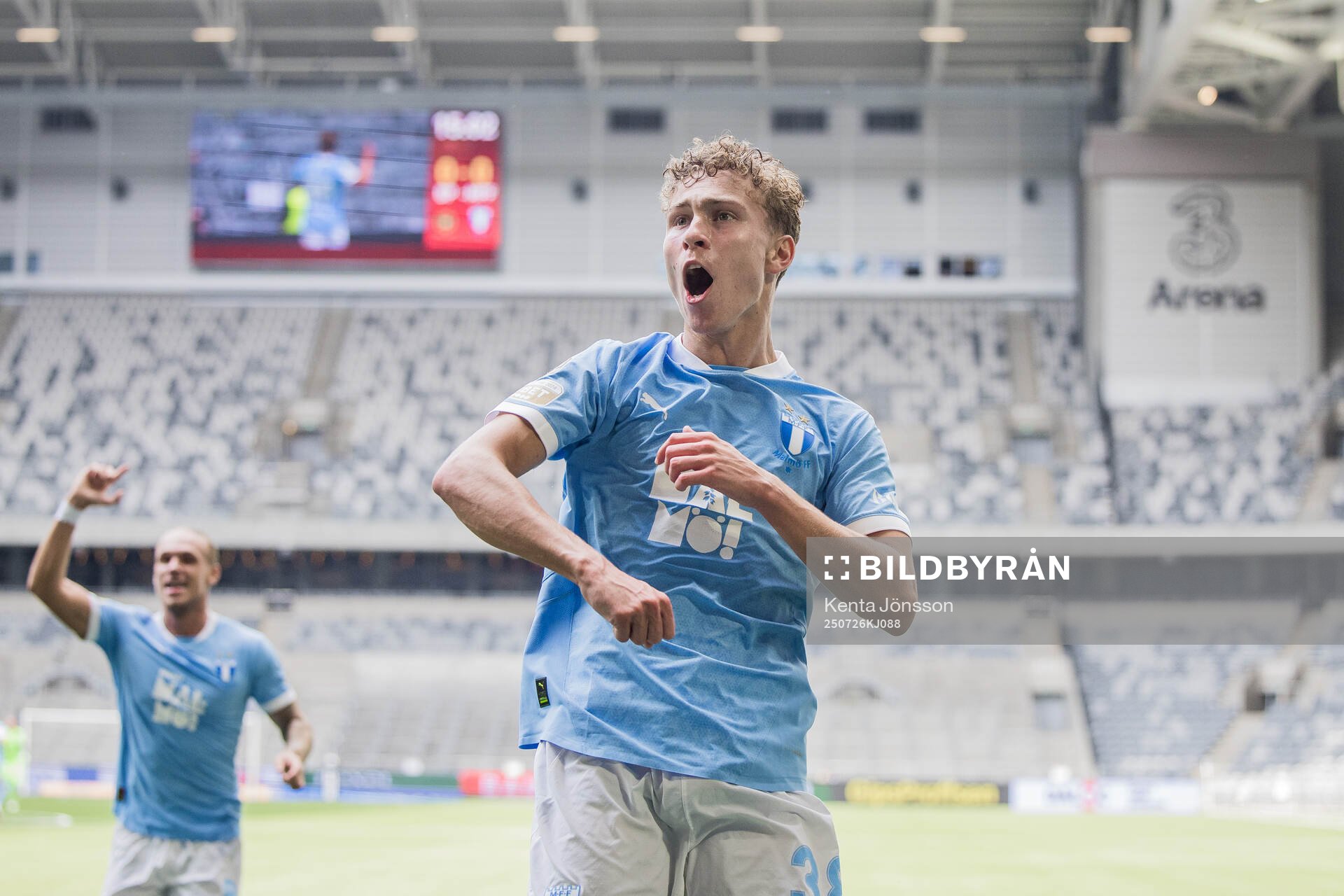 Malmö FFs Hugo Bolin jublar