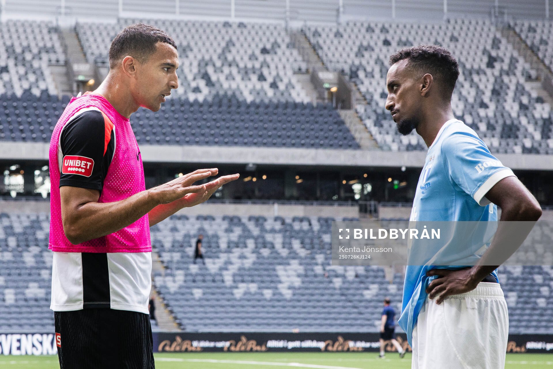 Brommapojkarnas Nabil Bahoui och Malmö FFs Taha Ali