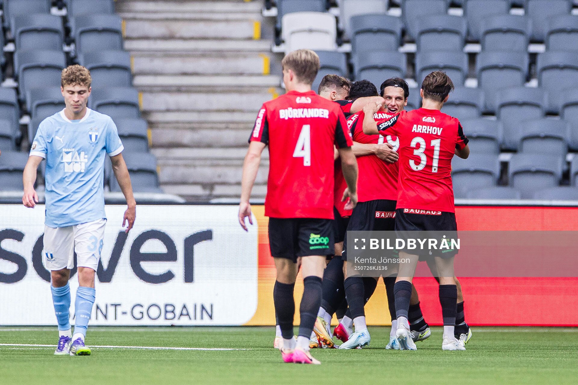 Brommapojkarnas spelare jublar