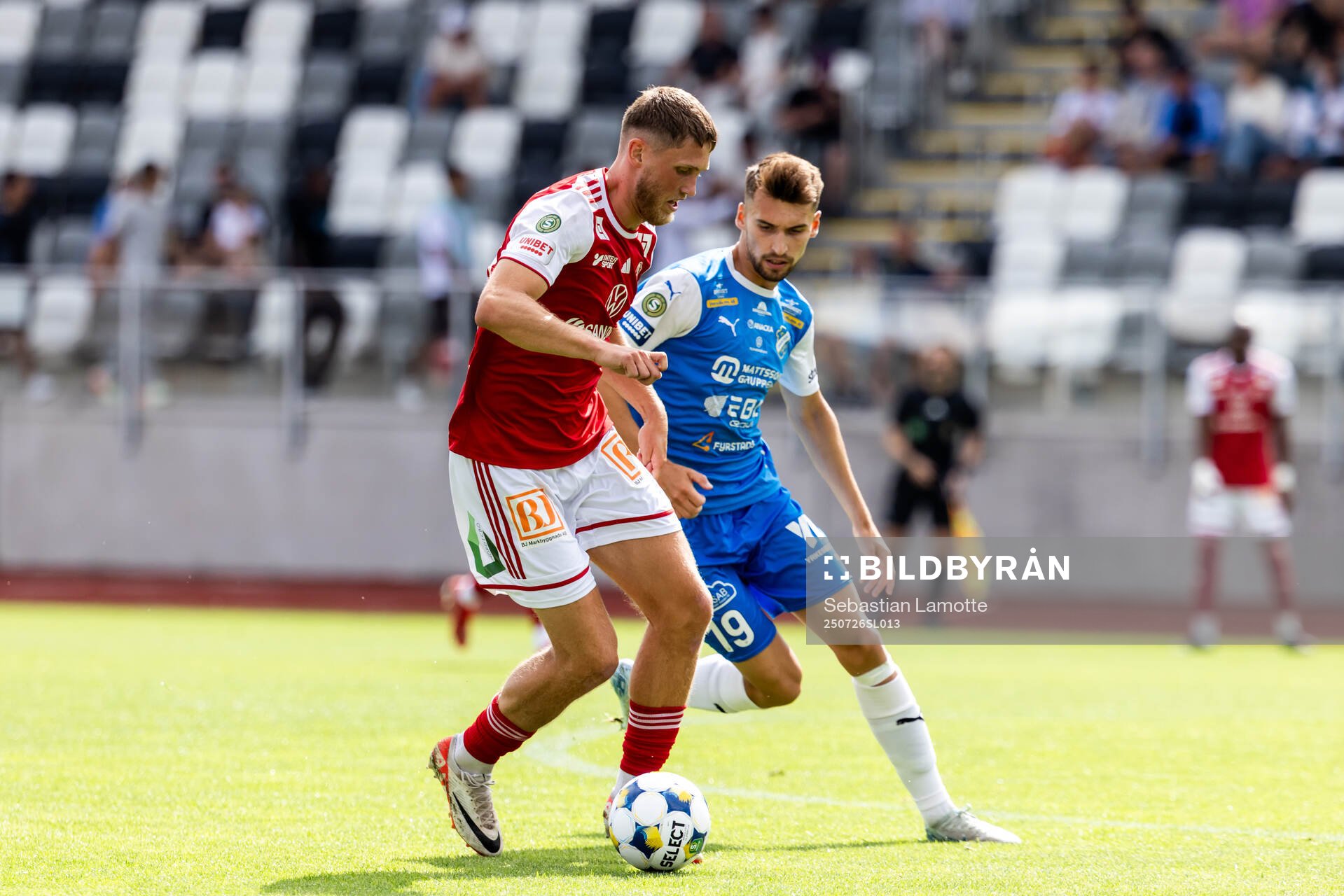 Sandvikens IFs Emil Engqvist och Oddevolds Rasmus